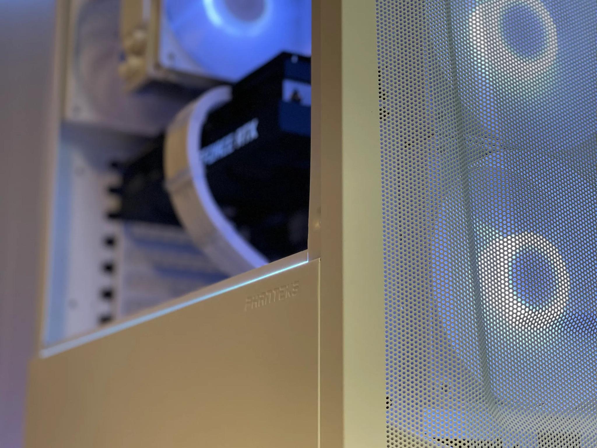 "Snowstorm" (RTX 3080 + Ryzen 7)