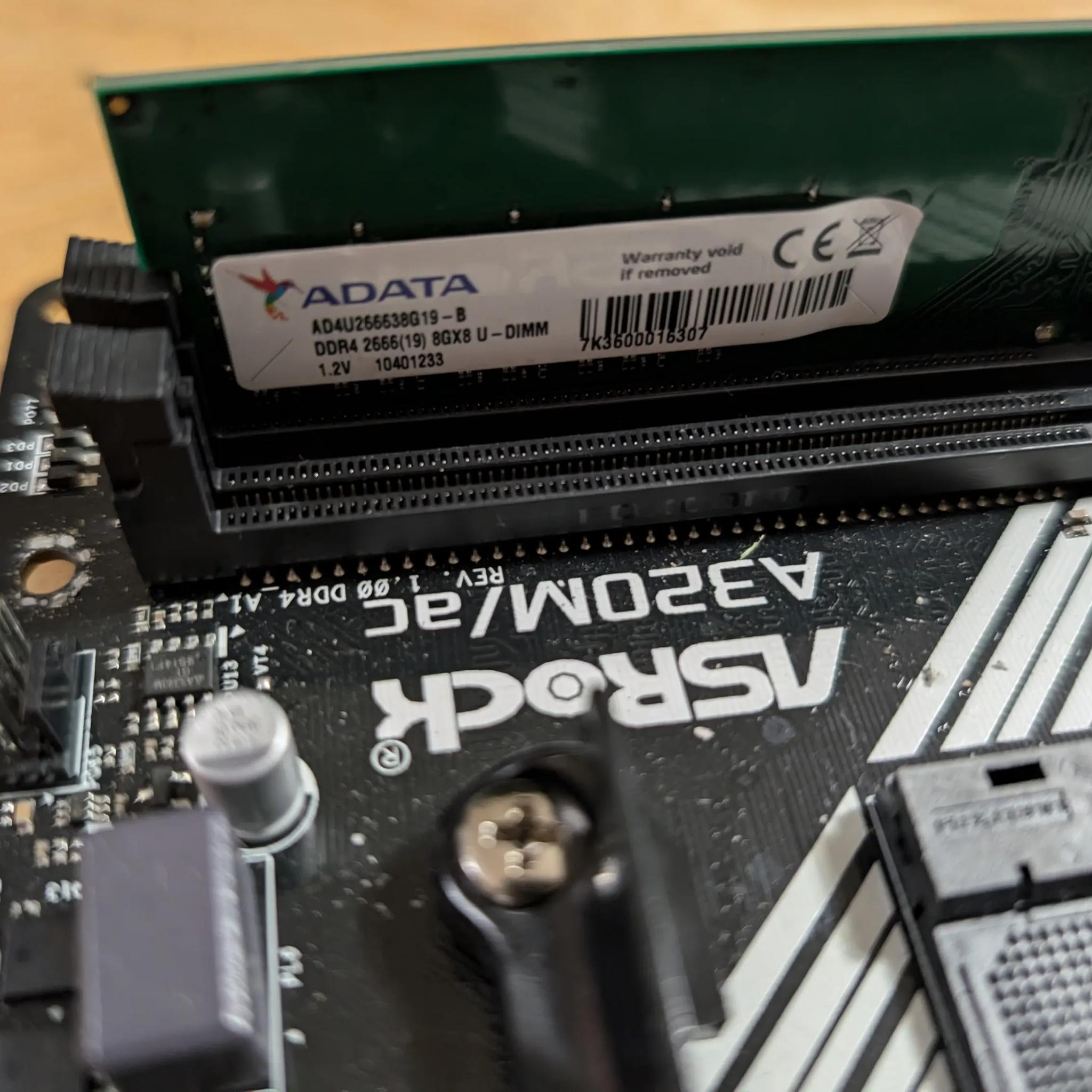 *READ* AsRock A320M/ac matx + 8gb ddr4