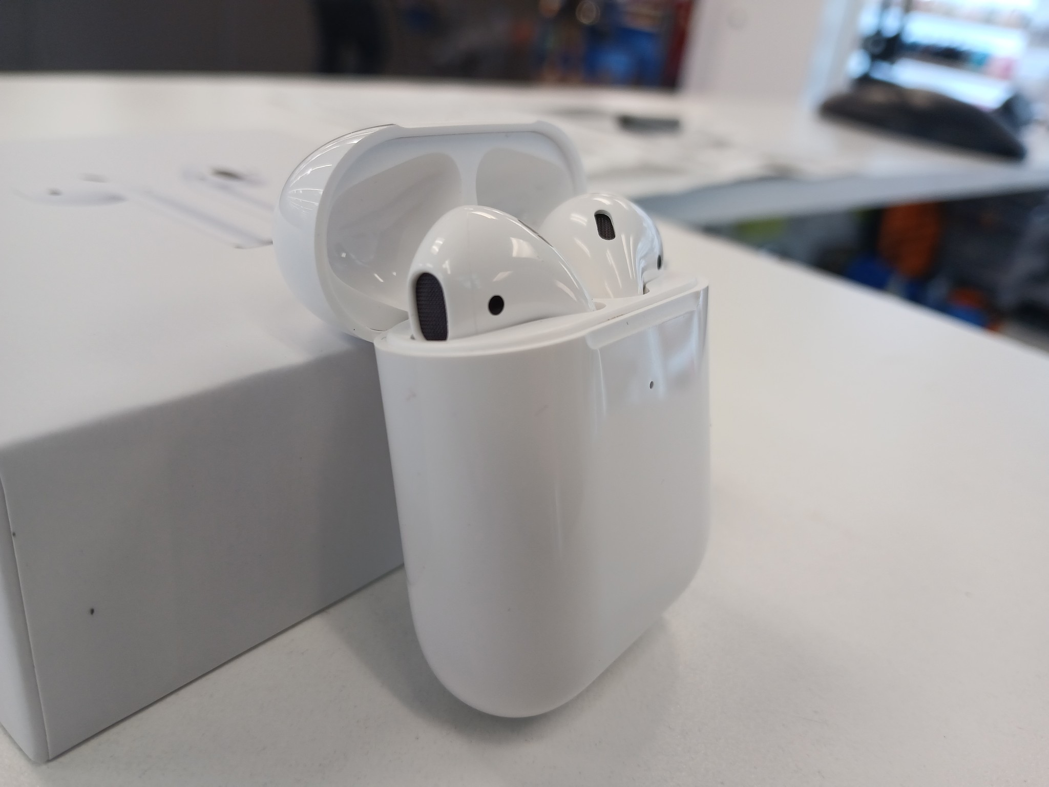 Airpods original packaging, charger and manual