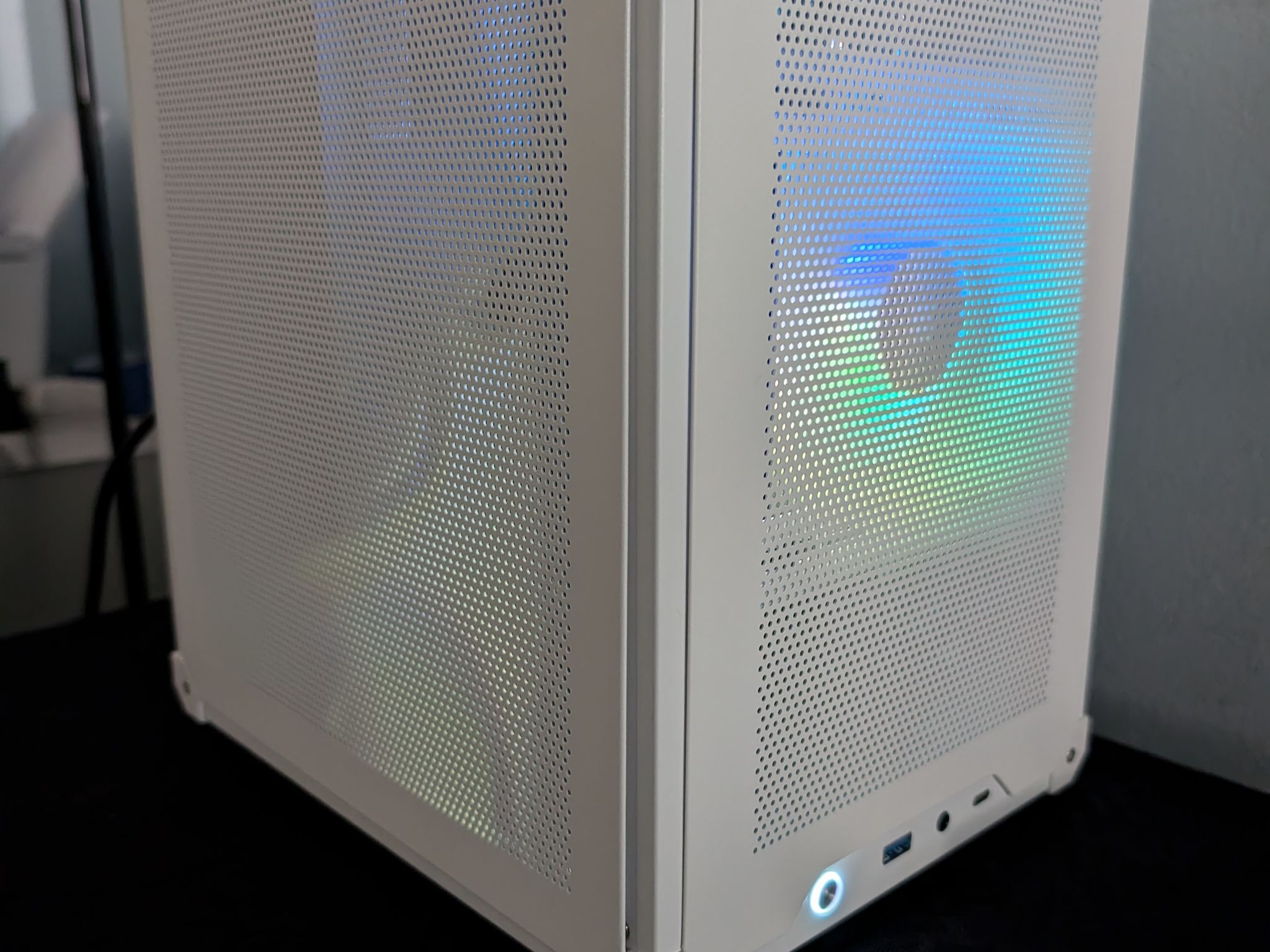SFF 1440p Gaming PC RX 9060 XT 16GB-Ryzen 5 5600x-1 TB NVME