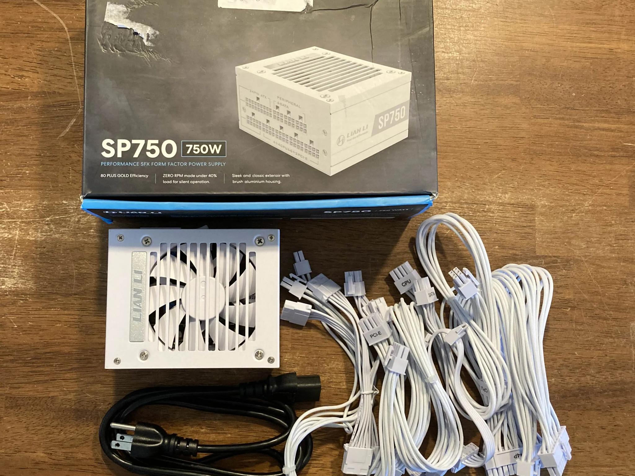 Lian Li SP750 750W 80+ Gold Fully-Modular SFX Power Supply