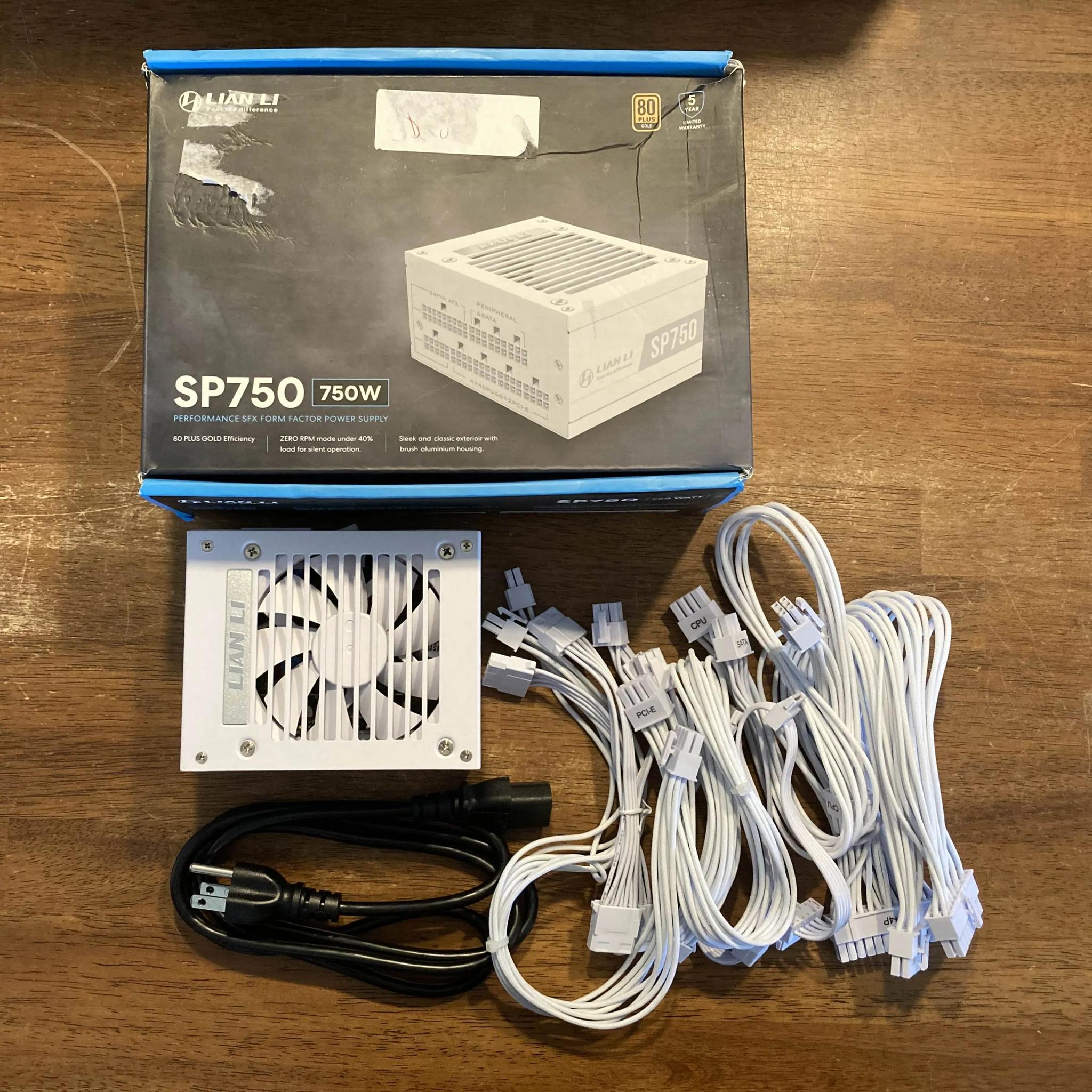 Lian Li SP750 750W 80+ Gold Fully-Modular SFX Power Supply