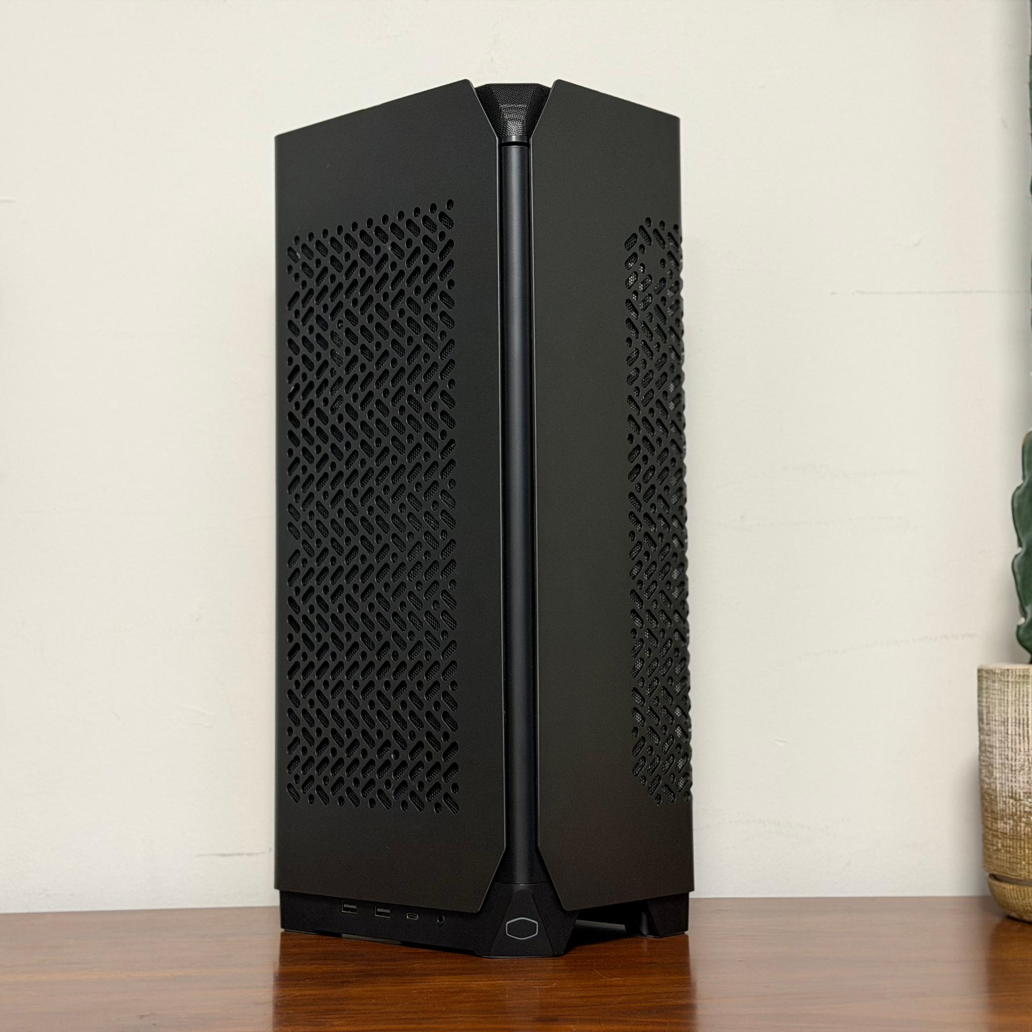 RTX 5080 | Ryzen 7 7800X3D | 32GB DDR5 | B650E-I Mini ITX | 2TB SSD | 850W SFX Gold