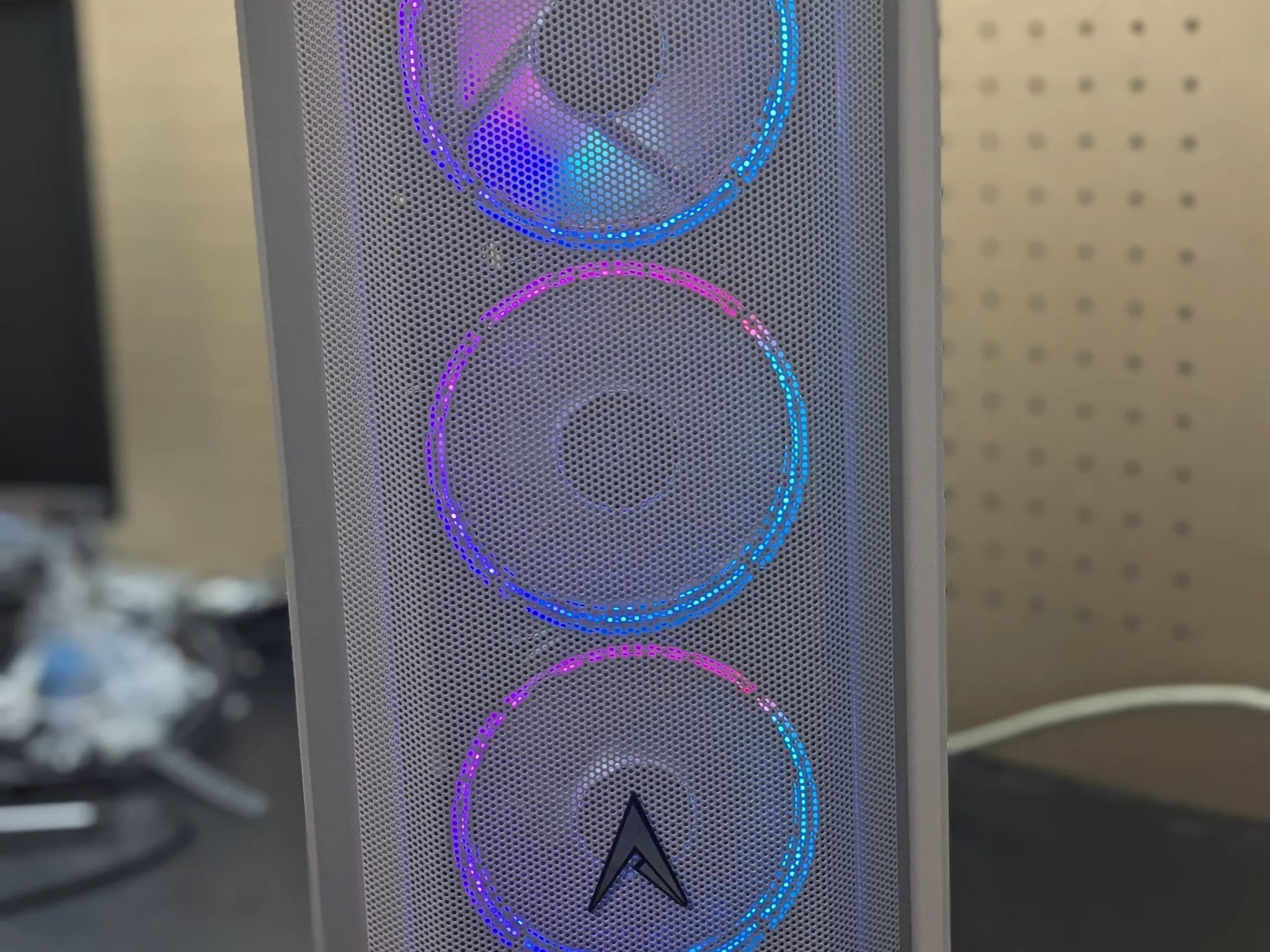 100 FPS Fortnite | 180 Day Warranty | i5-4570S, 16GB RAM, 480GB SSD, RX 480 4GB, RGB, Wifi, Win10