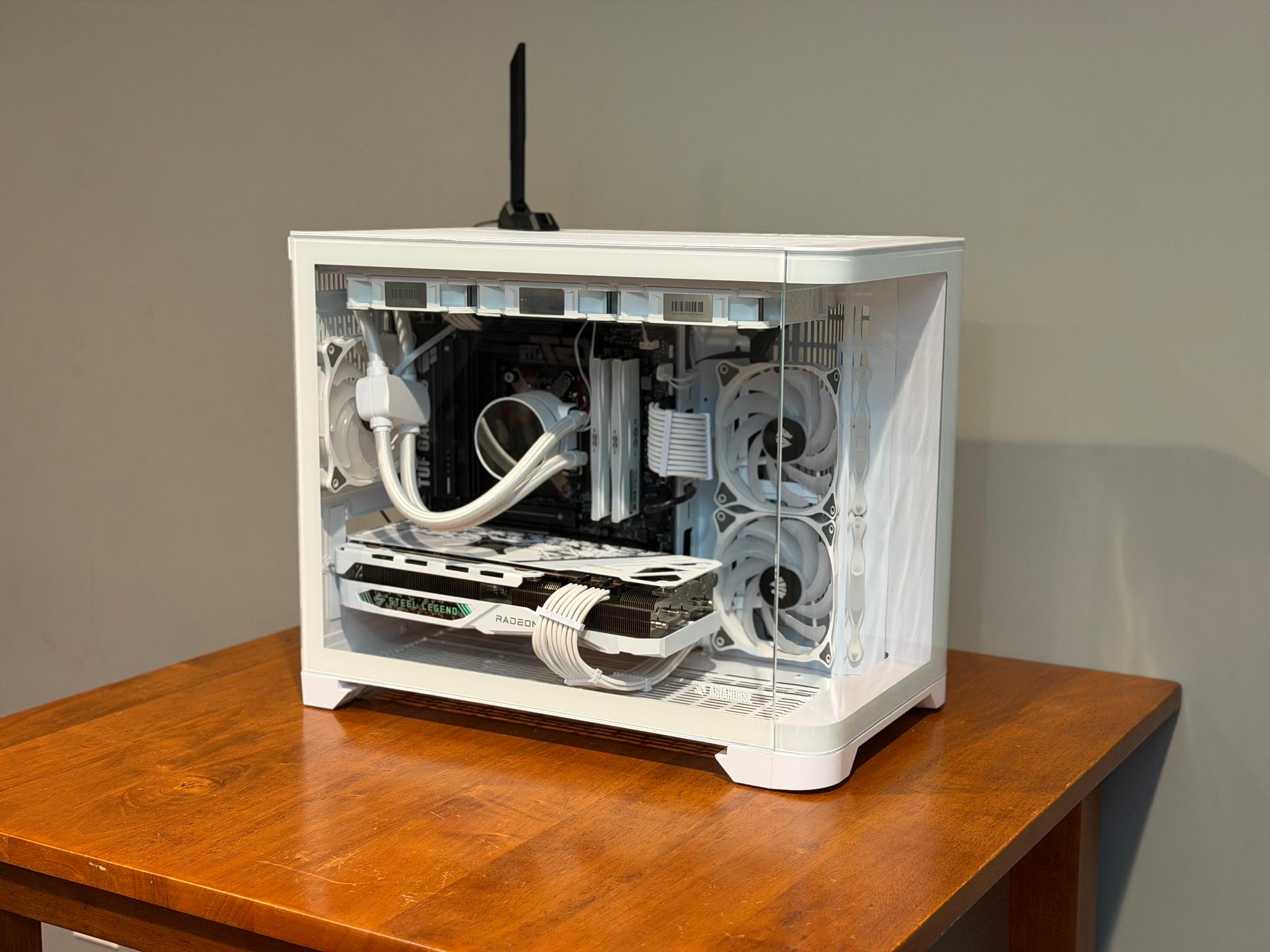 Radeon RX 7900 GRE Custom Gaming PC - Ryzen 7 7700X, 7TB NVMe SSD