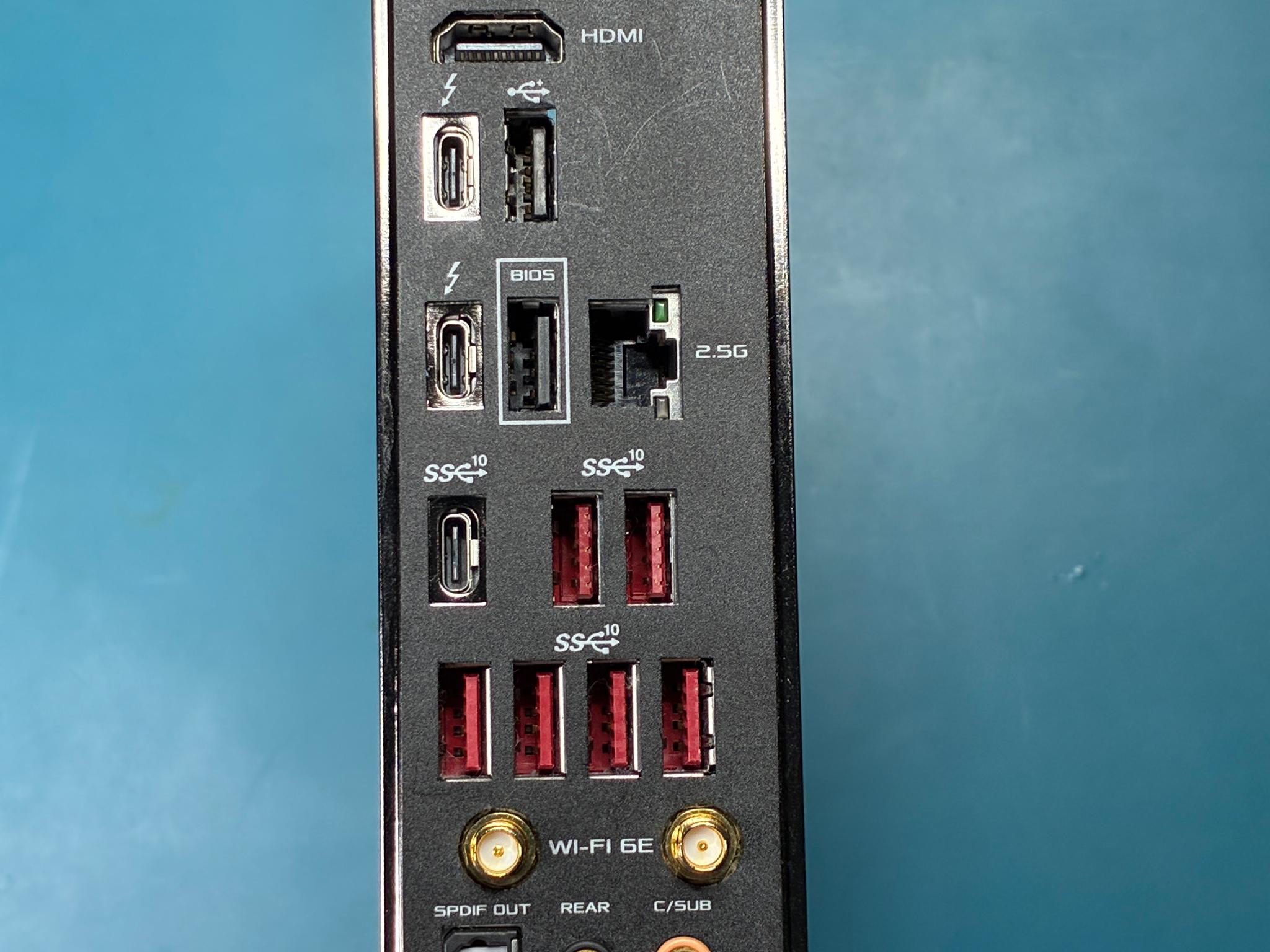 ASUS ROG MAXIMUS Z690 HERO - Image 5