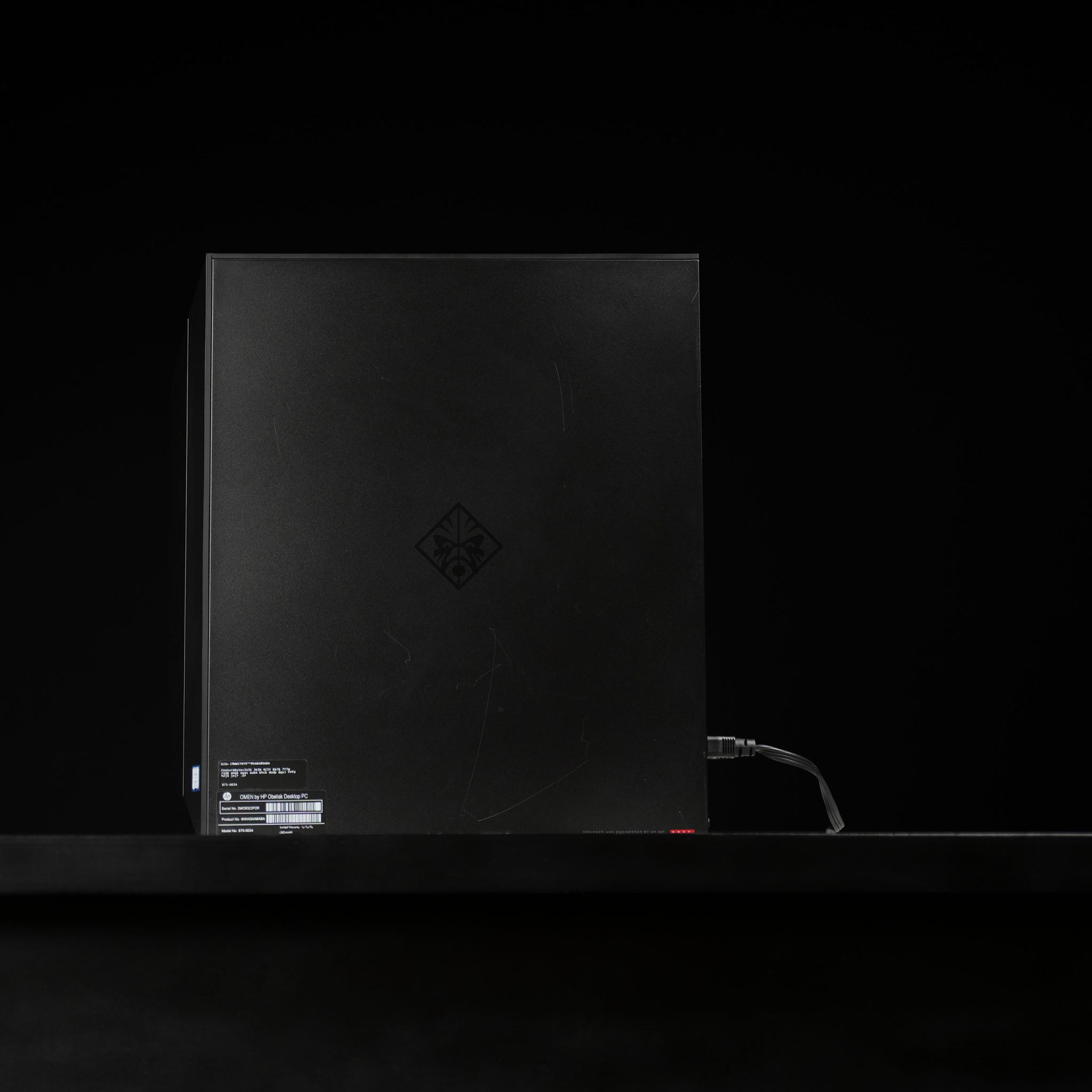 \ QF-01 / RTX 3050 Intel Core i7 9700 16GB 1.3TB Windows 11 Gaming PC Powerhouse