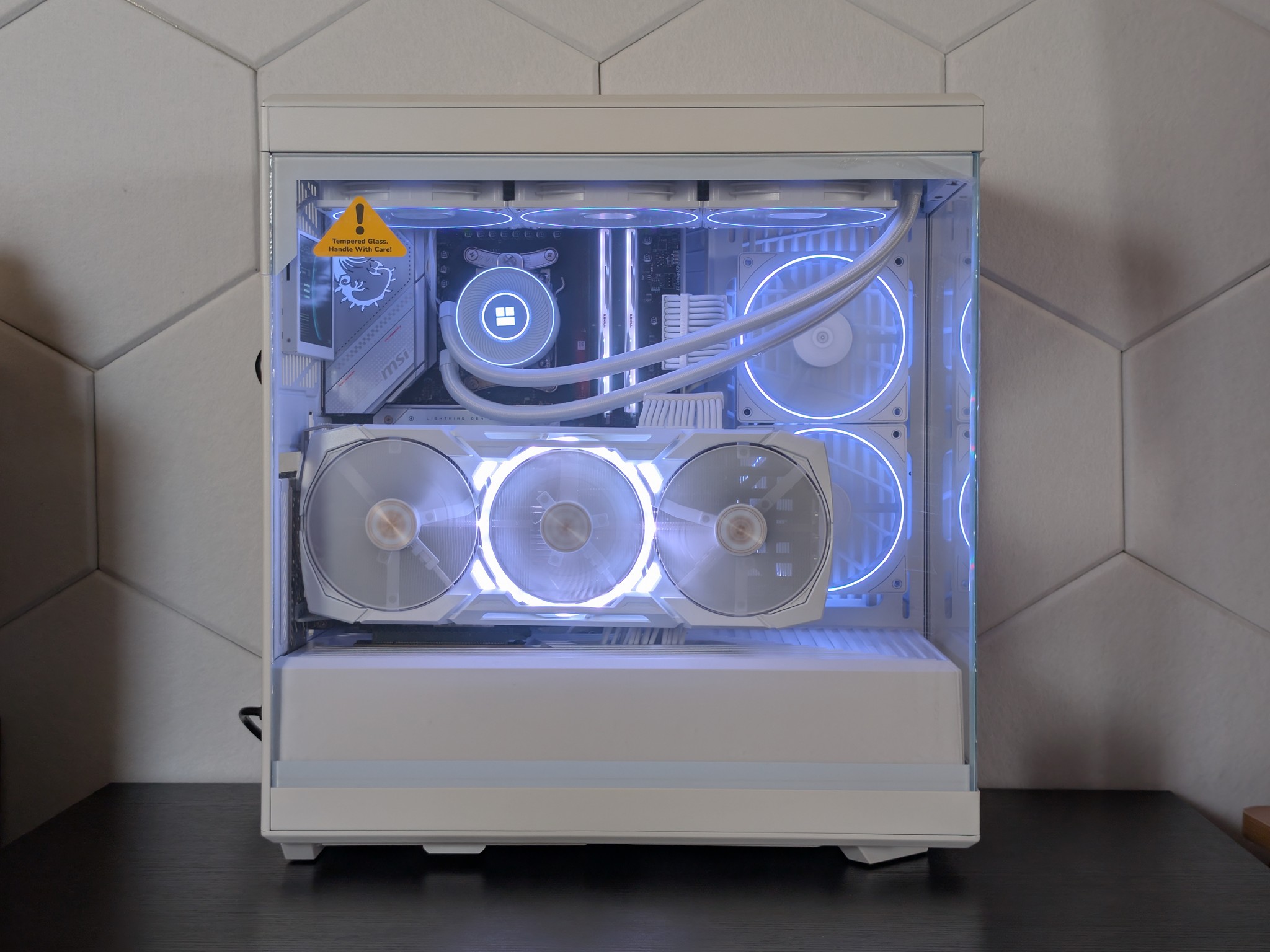 🐻‍❄️🤍 4K Gaming Beast | RX 7900XTX | Ryzen 7 9800X3D | 2TB SSD | 32GB RAM | WiFi 6 & BT 🤍🐻‍❄️