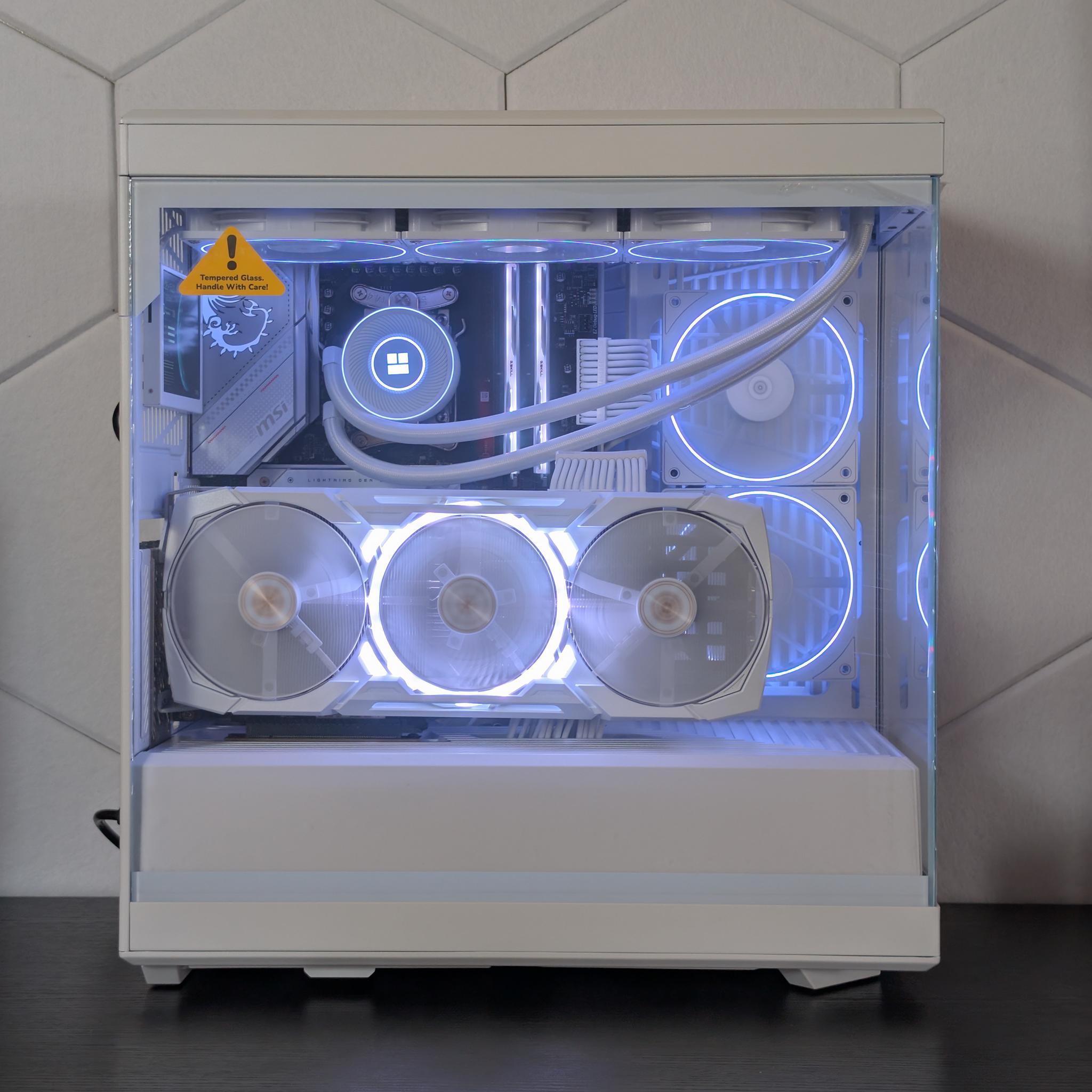 🐻‍❄️🤍 4K Gaming Beast | RX 7900XTX | Ryzen 7 9800X3D | 2TB SSD | 32GB RAM | WiFi 6 & BT 🤍🐻‍❄️