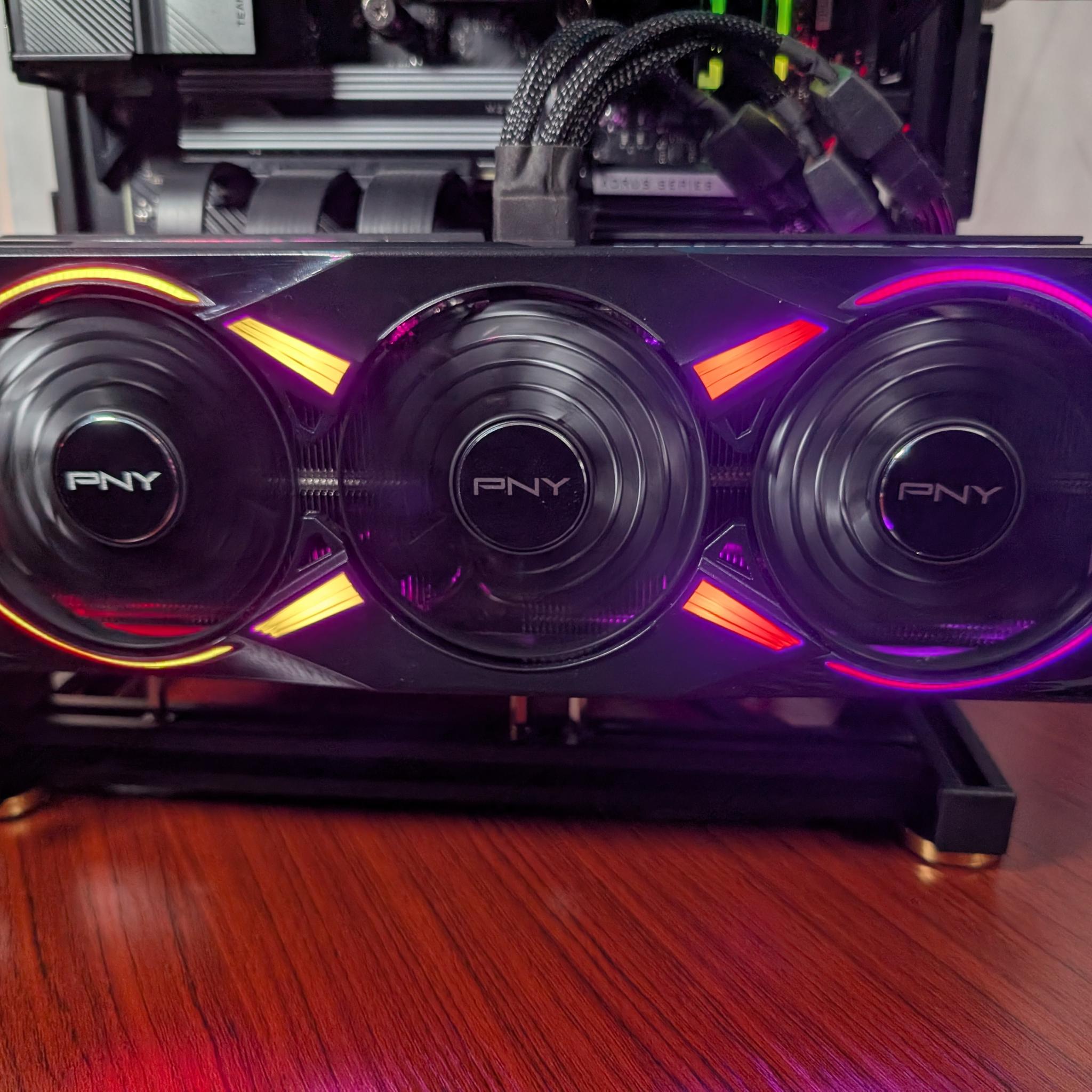 PNY GeForce RTX 5070 Ti ARGB EPIC-X RGB OC Triple Fan