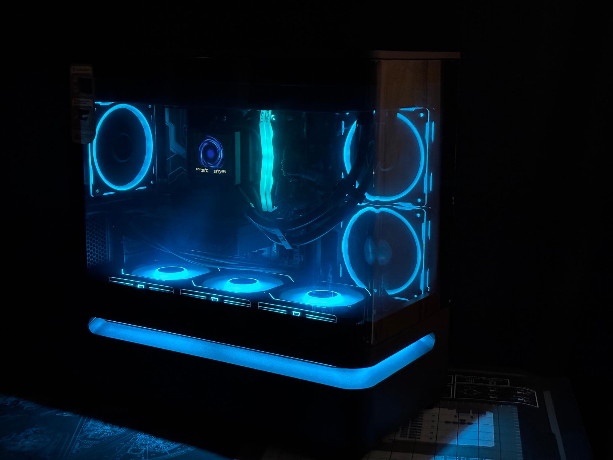 💙TRON PC💙 RTX 5060 | Ryzen 7600X | 16gb DDR5 | 1 TB M.2 SSD