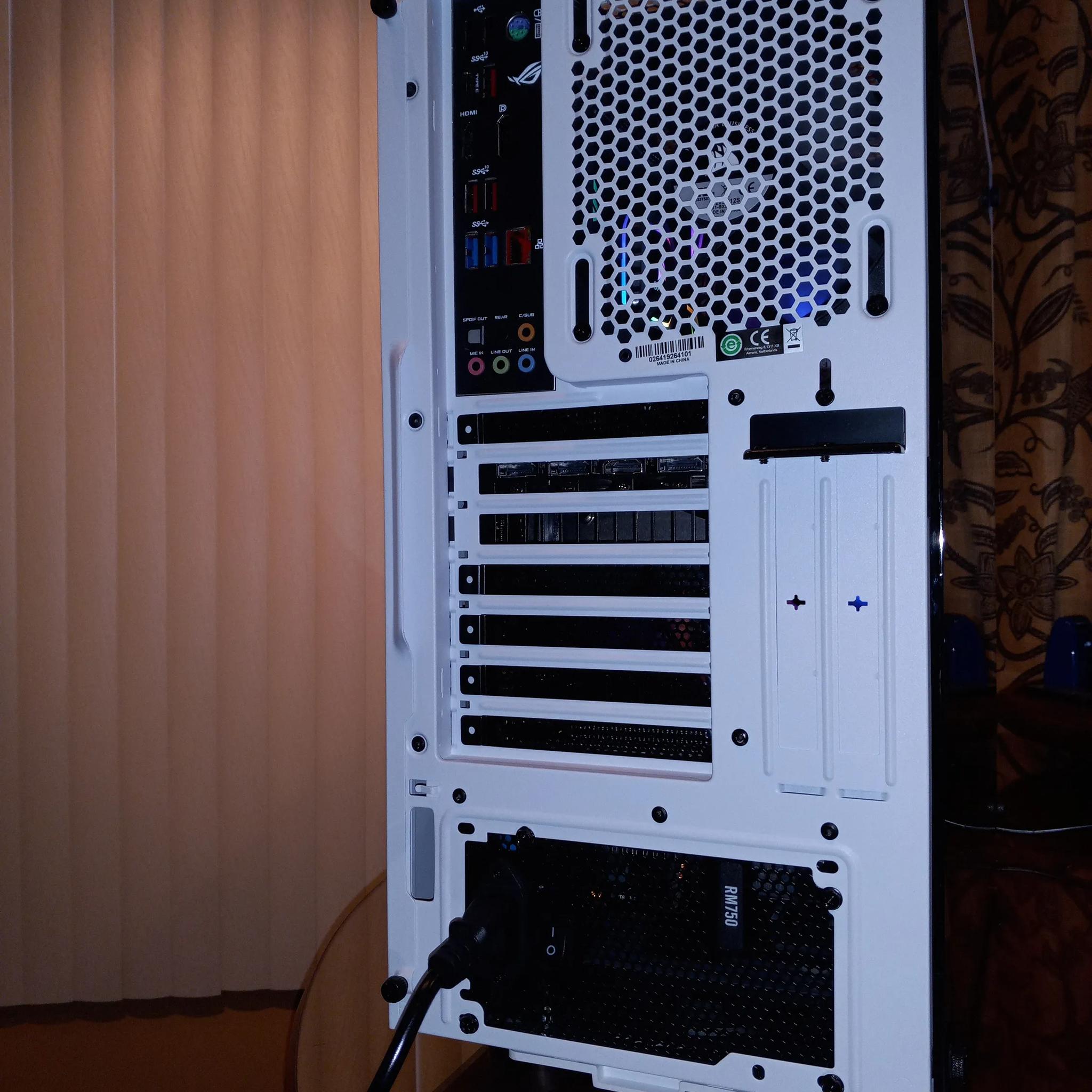 Gaming PC i7-9700K, RTX2080 Super, 32GB DDR4 RGB Memory, WD 1TB NVMe SSD