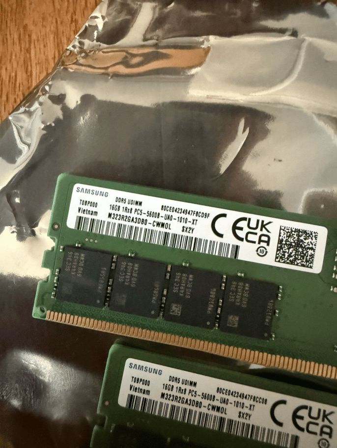 Samsung 32GB RAM (2x16GB) DDR5-5600 M323R2GA3DB0  TESTED