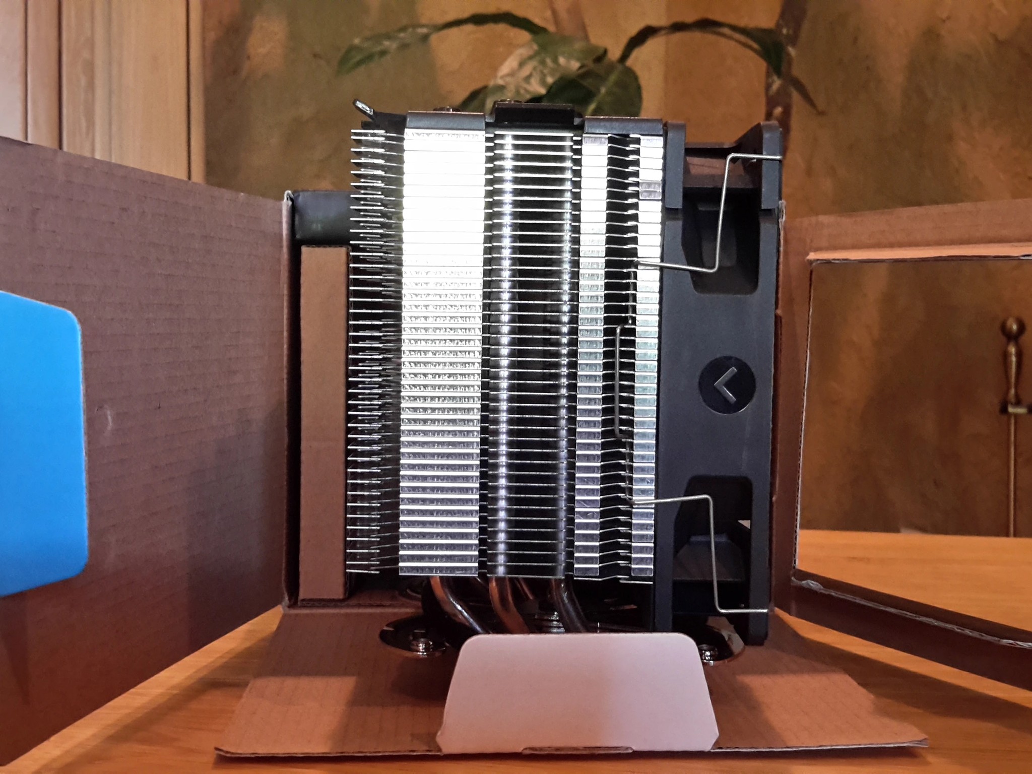 CRYORIG H7 Tower Air Cooler for AMD/Intel CPU with 120mm PWM Fan