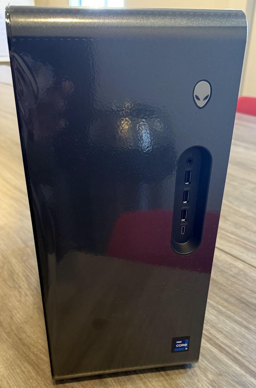 *BRAND NEW* Alienware Aurora R16 Desktop Computer