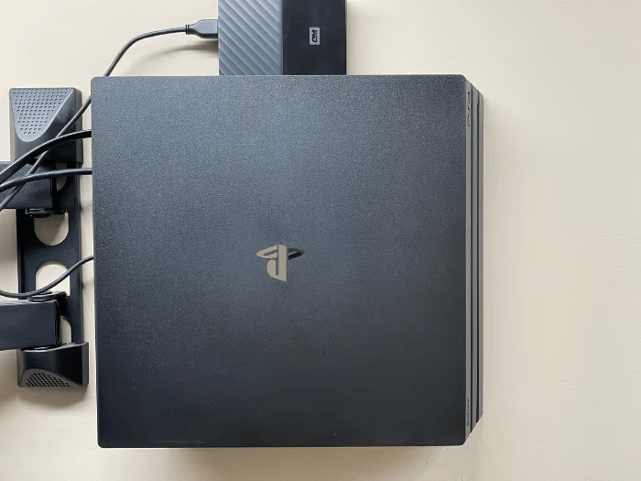 Fantastic Condition PlayStation 4 Pro!