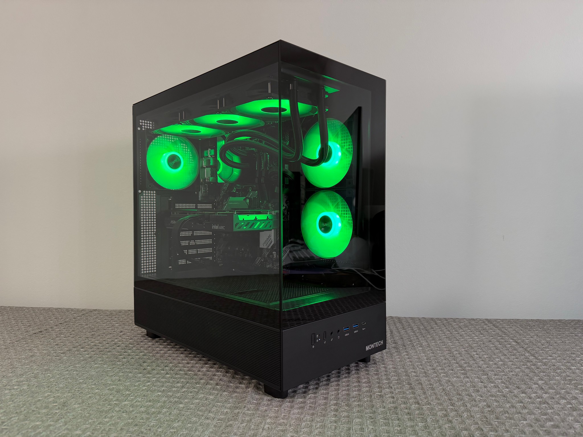 ARC B580 12GB OC • RYZEN 7 5800XT • B550 WIFI • 16GB DDR4 • 512GB SSD • 360MM AIO • NEW GAMING PC