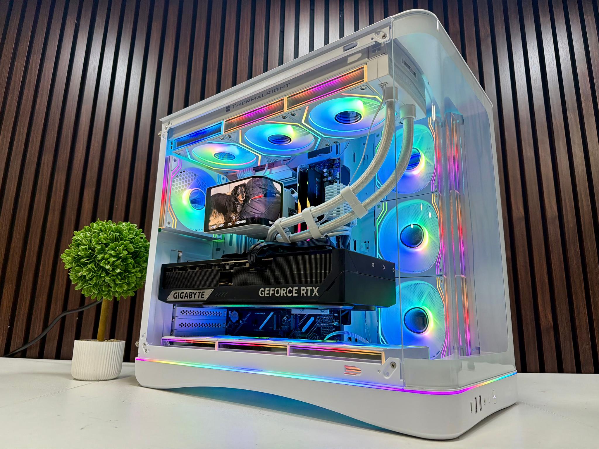 RTX 5090 | Ryzen 9950X3D | 64GB DDR5 | 4TB M.2 | 1200 Watt Gold PSU | LCD AIO