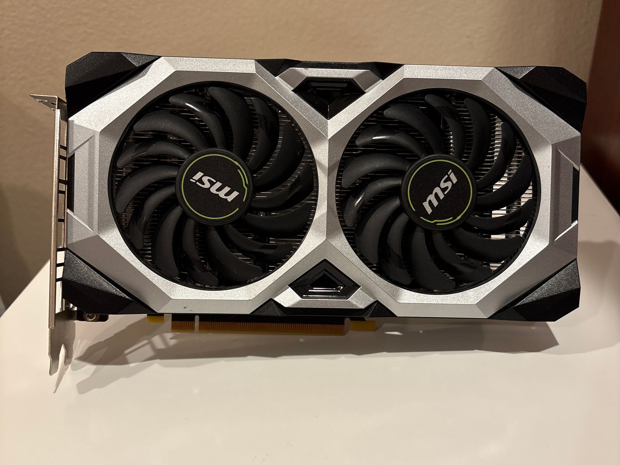 Last chance! 💻 MSI RTX 2060 6GB!🔥