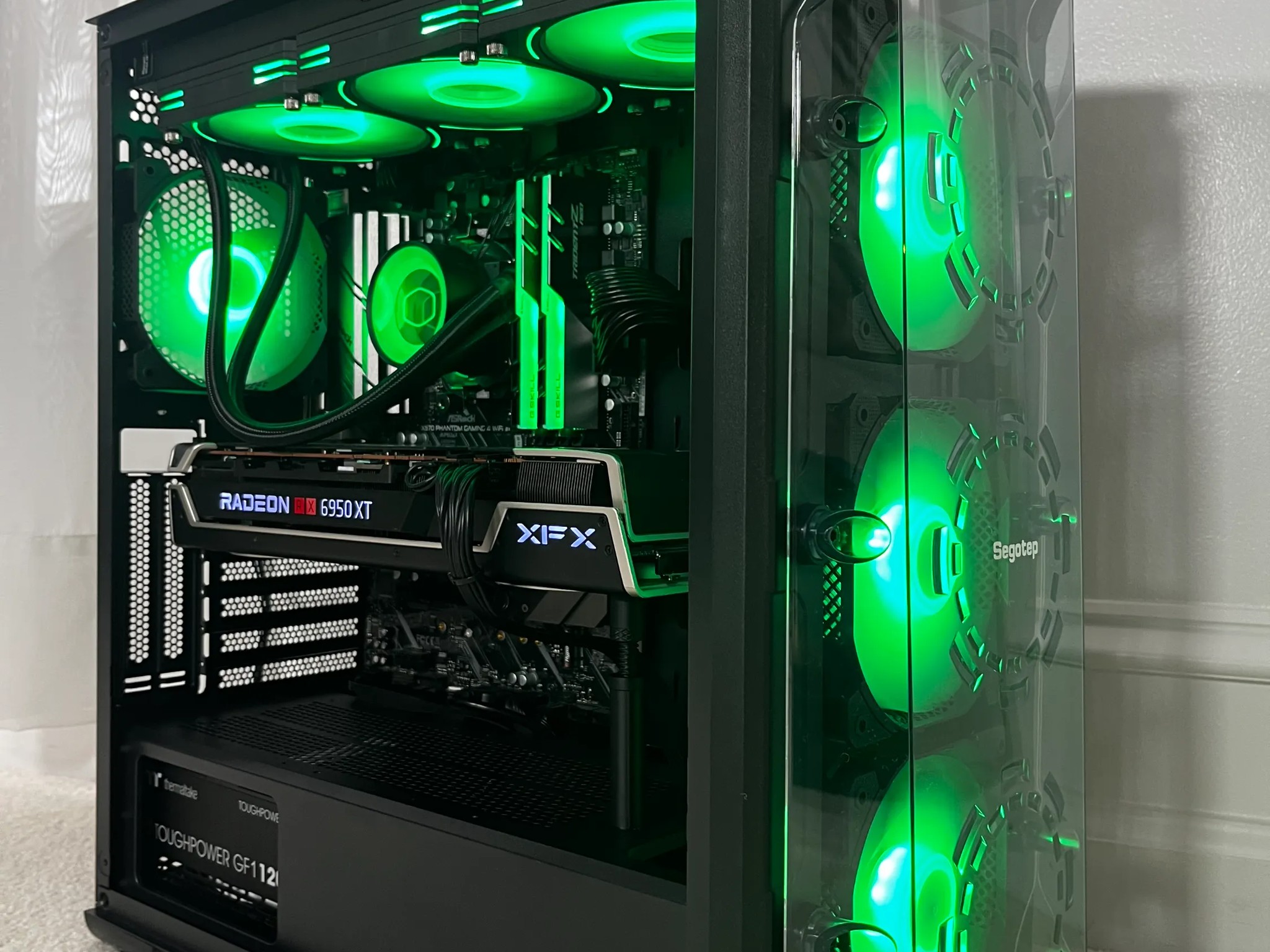 🔥Best deal on Jawa🔥1440p/4K Monster | Ryzen 7 5800x3D | Rx 6950 XT | 32GB RAM | 1TB nvme