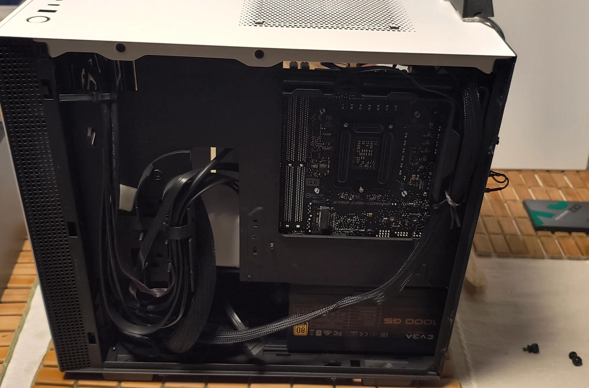 9600k , 16gb Ddr4 4400, 1000w PSU, no GPU.