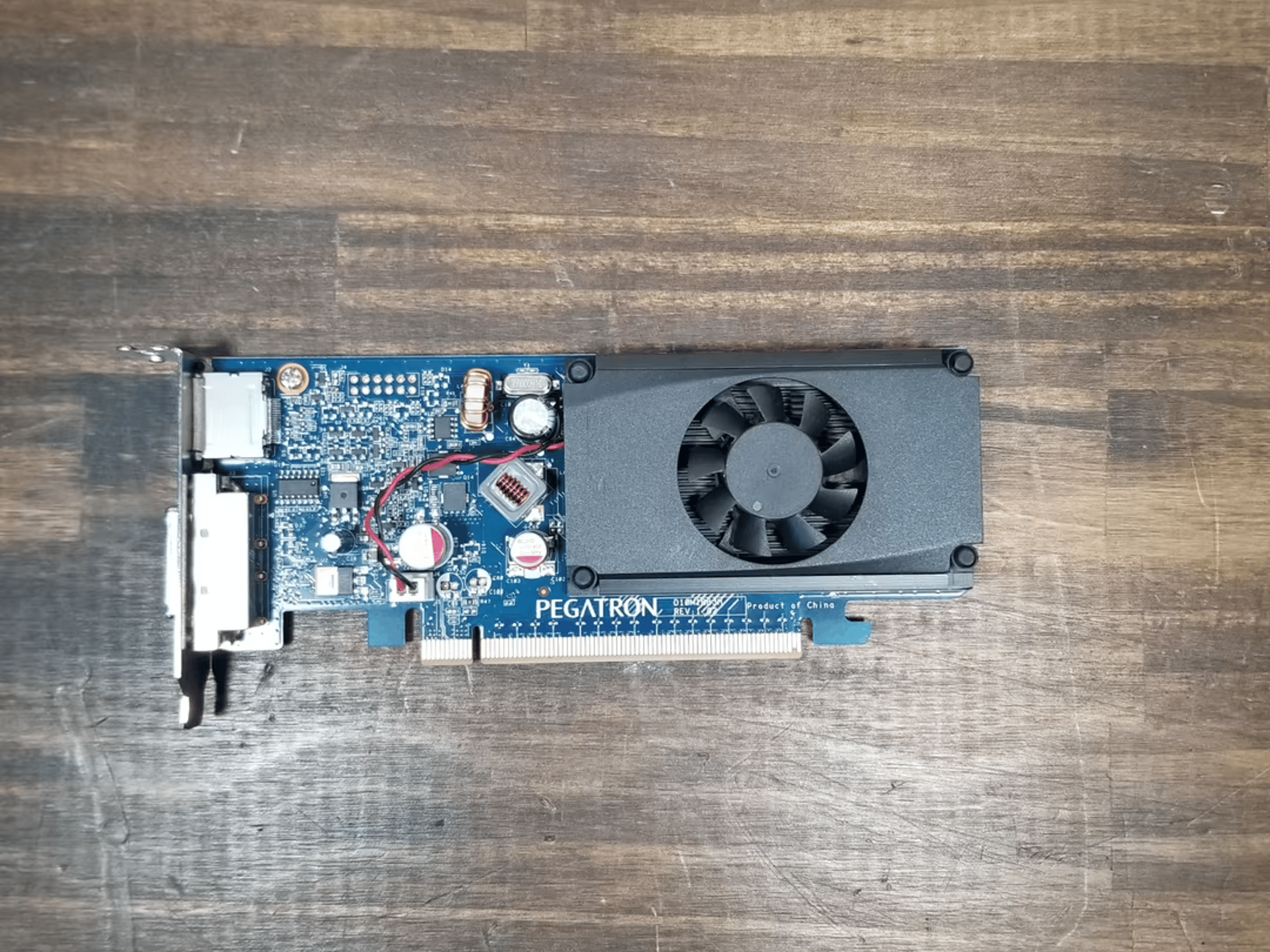 NVidia GeForce 310 512MB // Pegatron D10M1BB3H Graphics Card 512MB