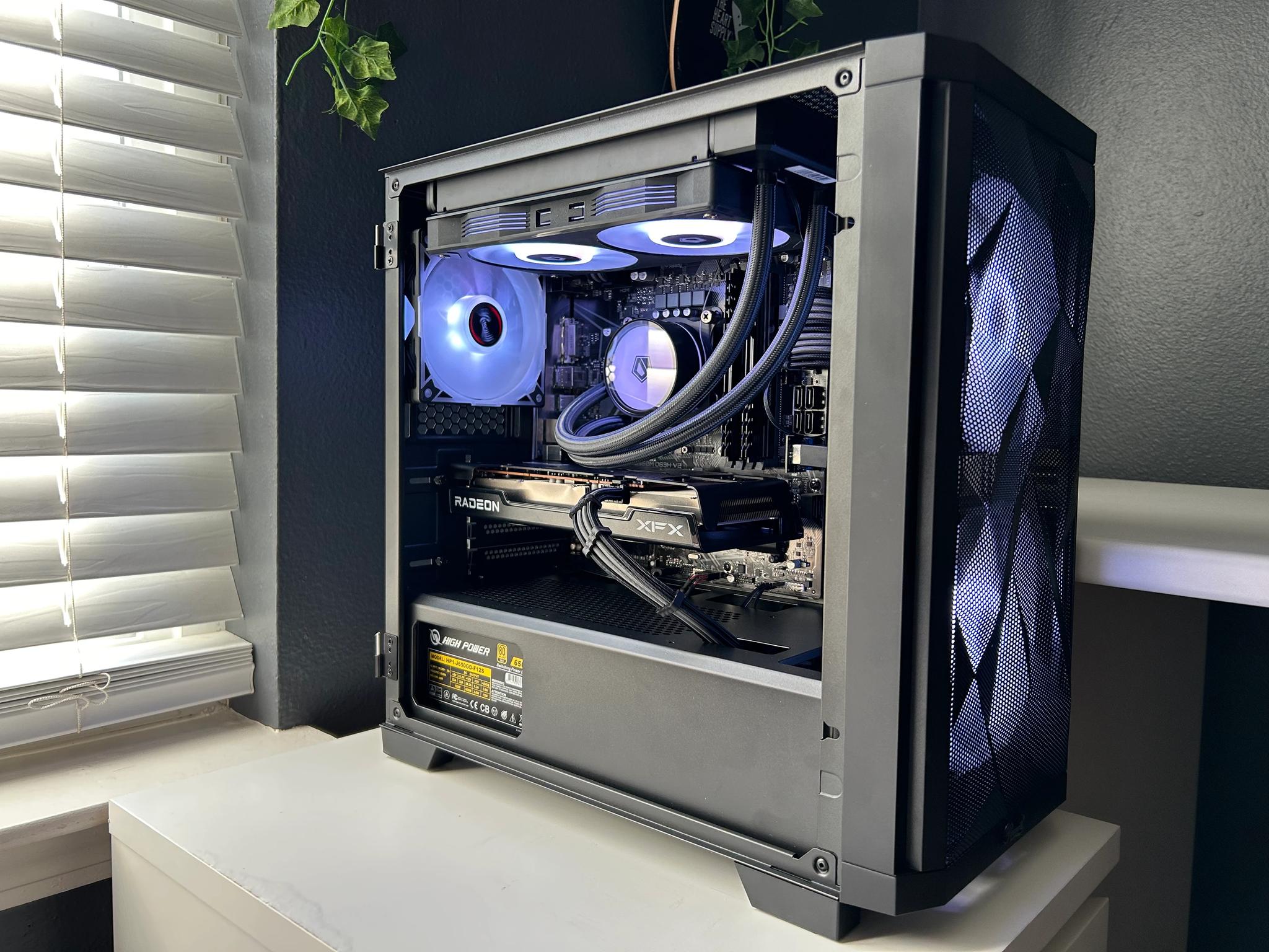 Compact RGB Gaming PC | RX 6600 // i5 10400f