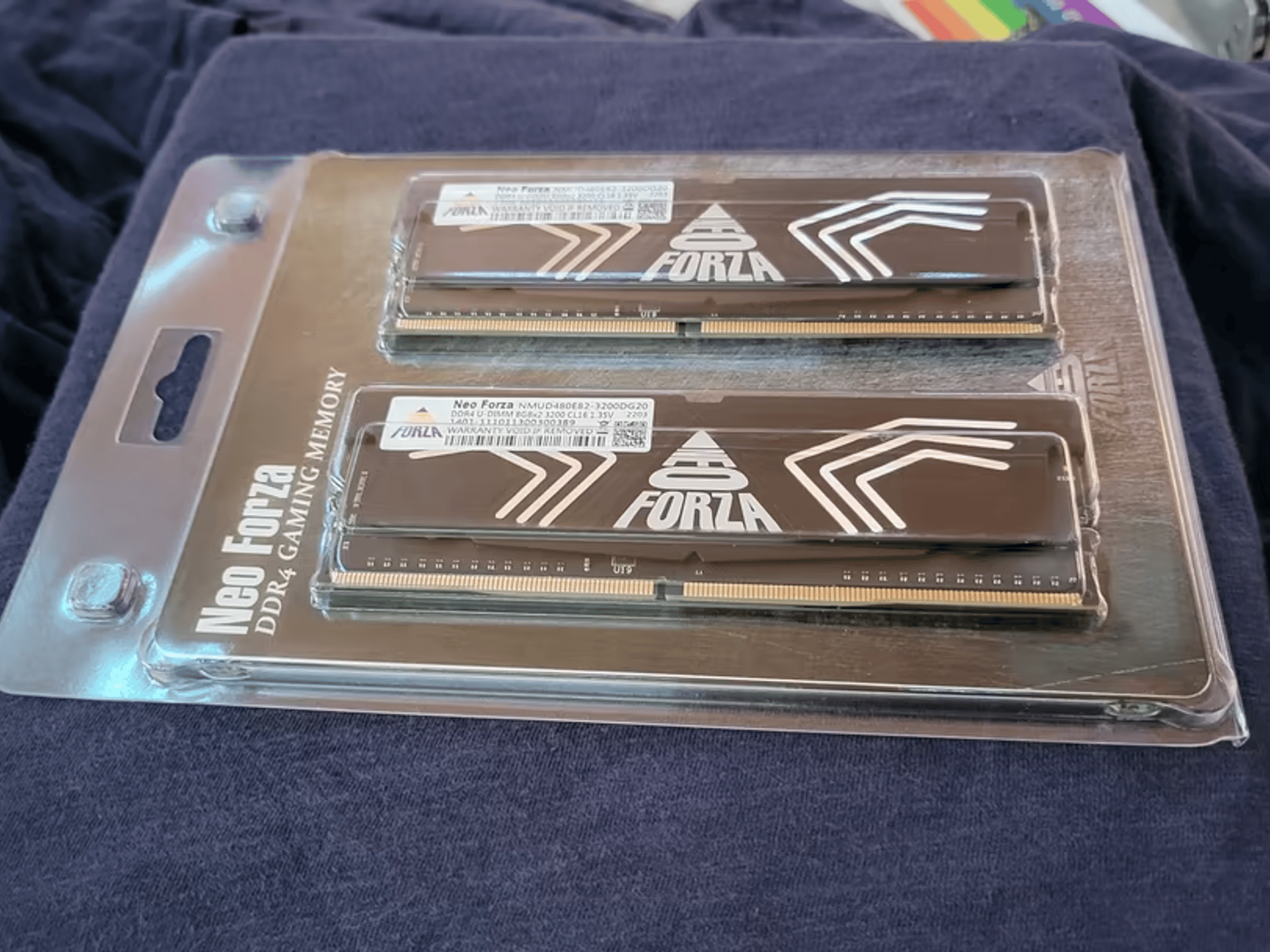 16gb 8x2 DDR4 3200mhz cas 16 