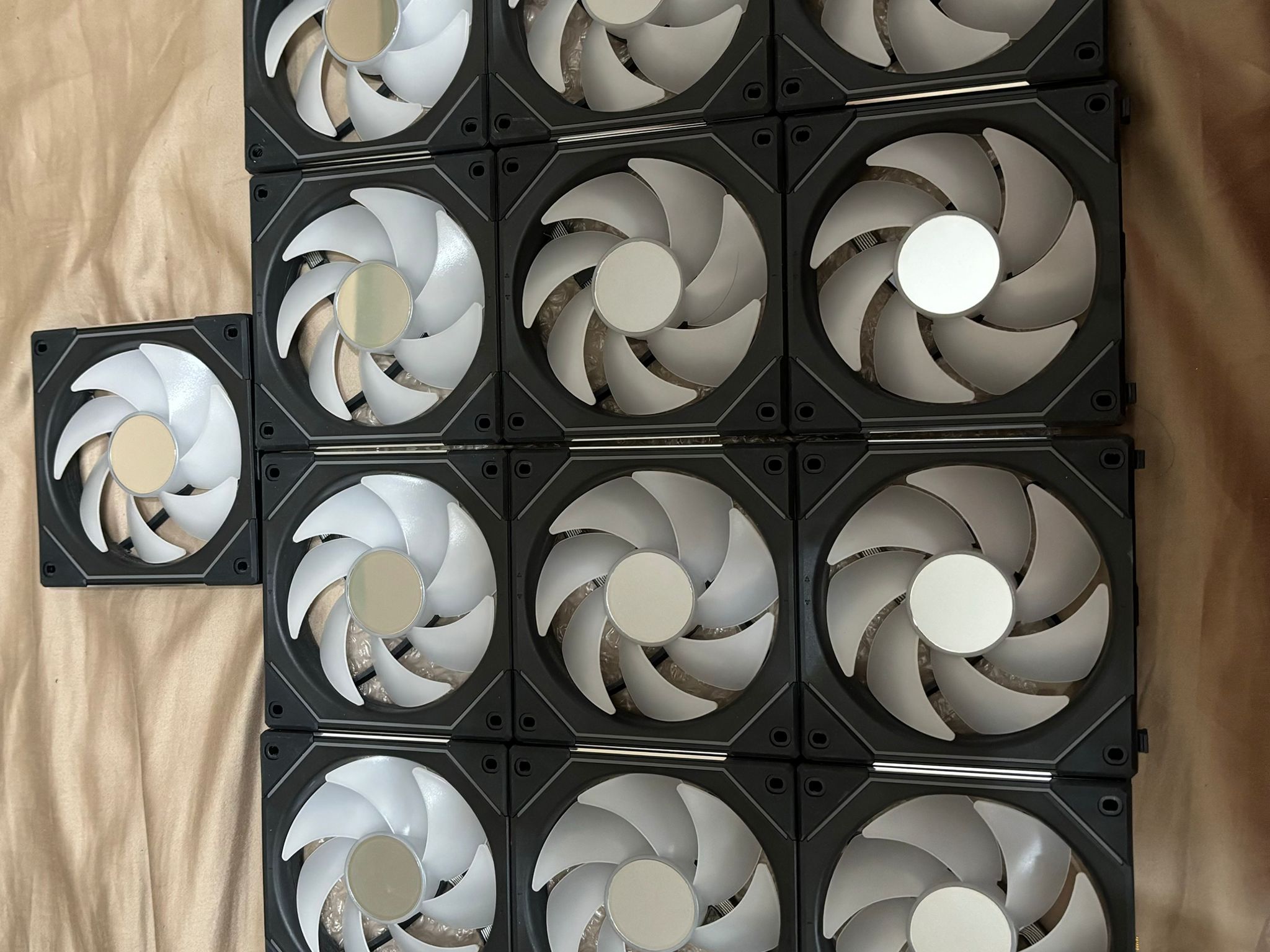 Lian Li infinity fans