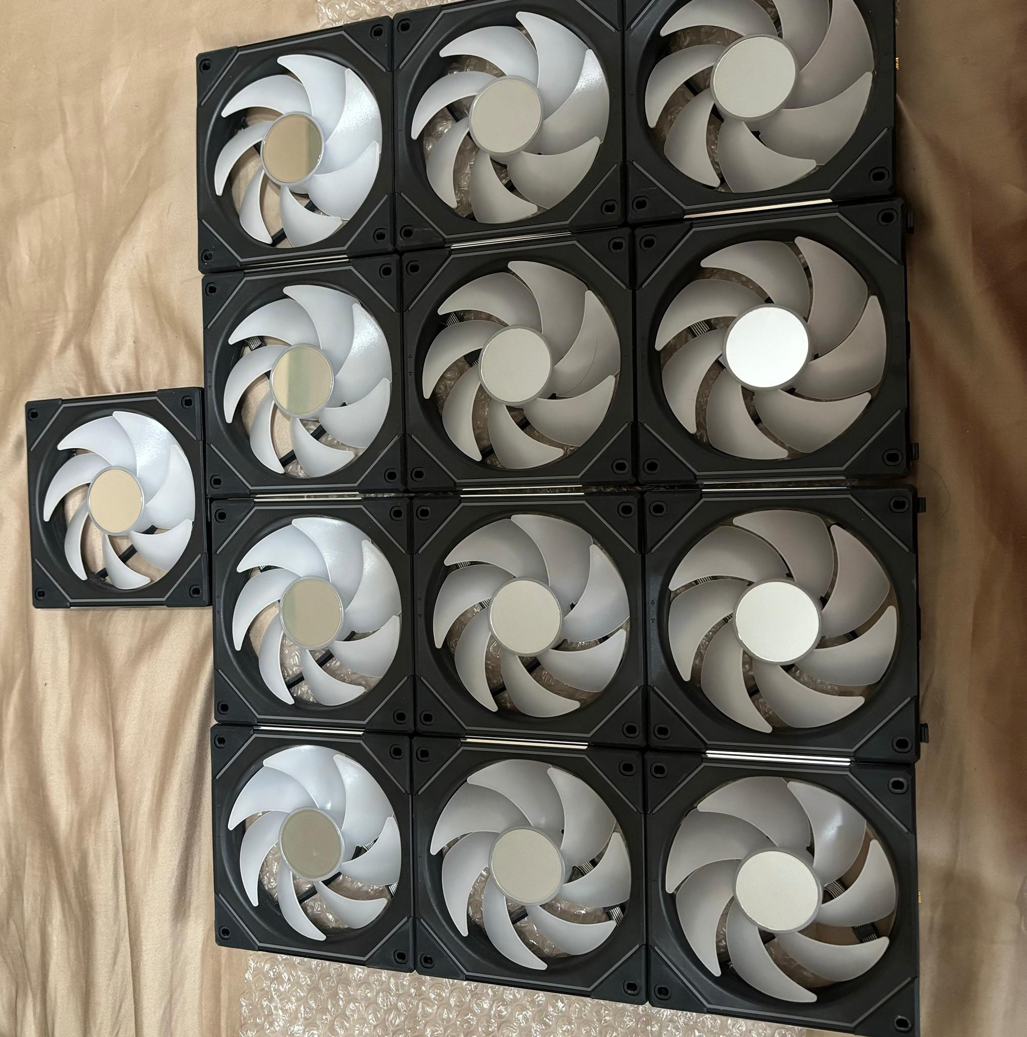 Lian Li infinity fans