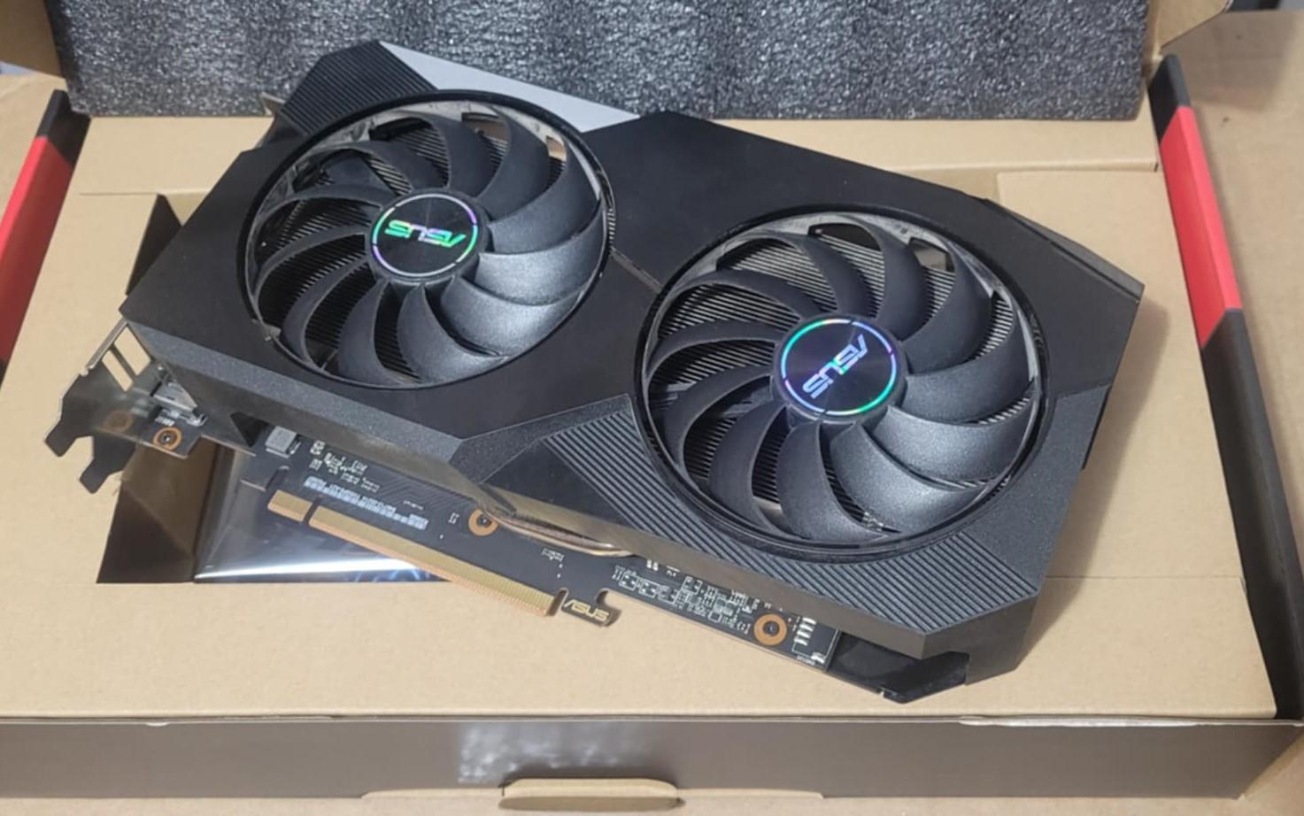 Asus Dual 6600 8GB GPU