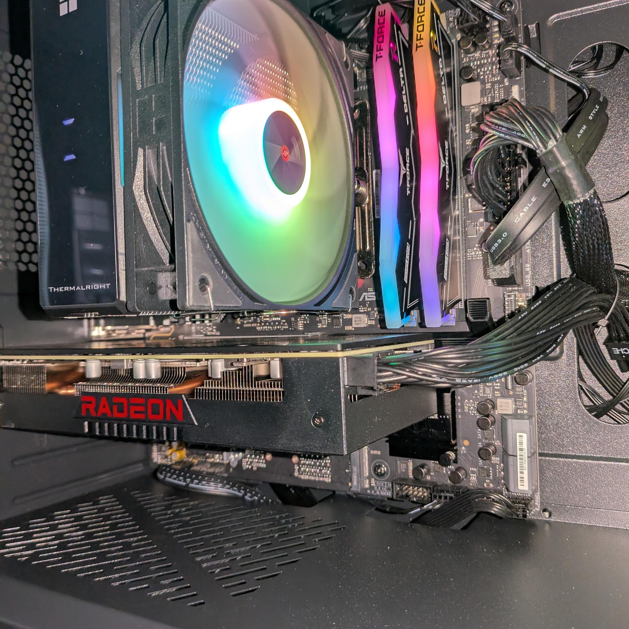 9600X | RX 7600 | 16 GB | 1 TB | 600W GOLD