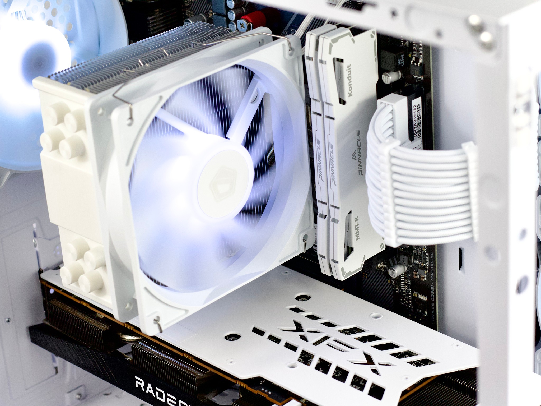 🐻‍❄️🤍☃️ Gaming PC - RX 6700 10G ❄️ Ryzen 5 3600 ❄️ 16GB DDR4 ❄️ 1TB NVMe SSD