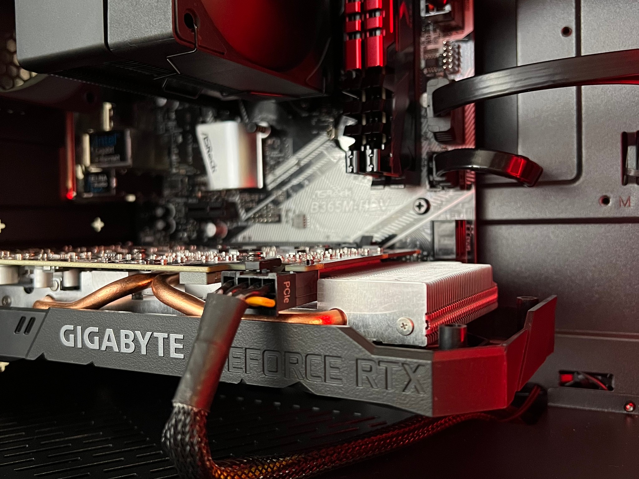 Custom Gaming PC | Intel Core i5 9400F | RTX 2060 | 16GB RAM | Samsung SSD | Cooler Master 302