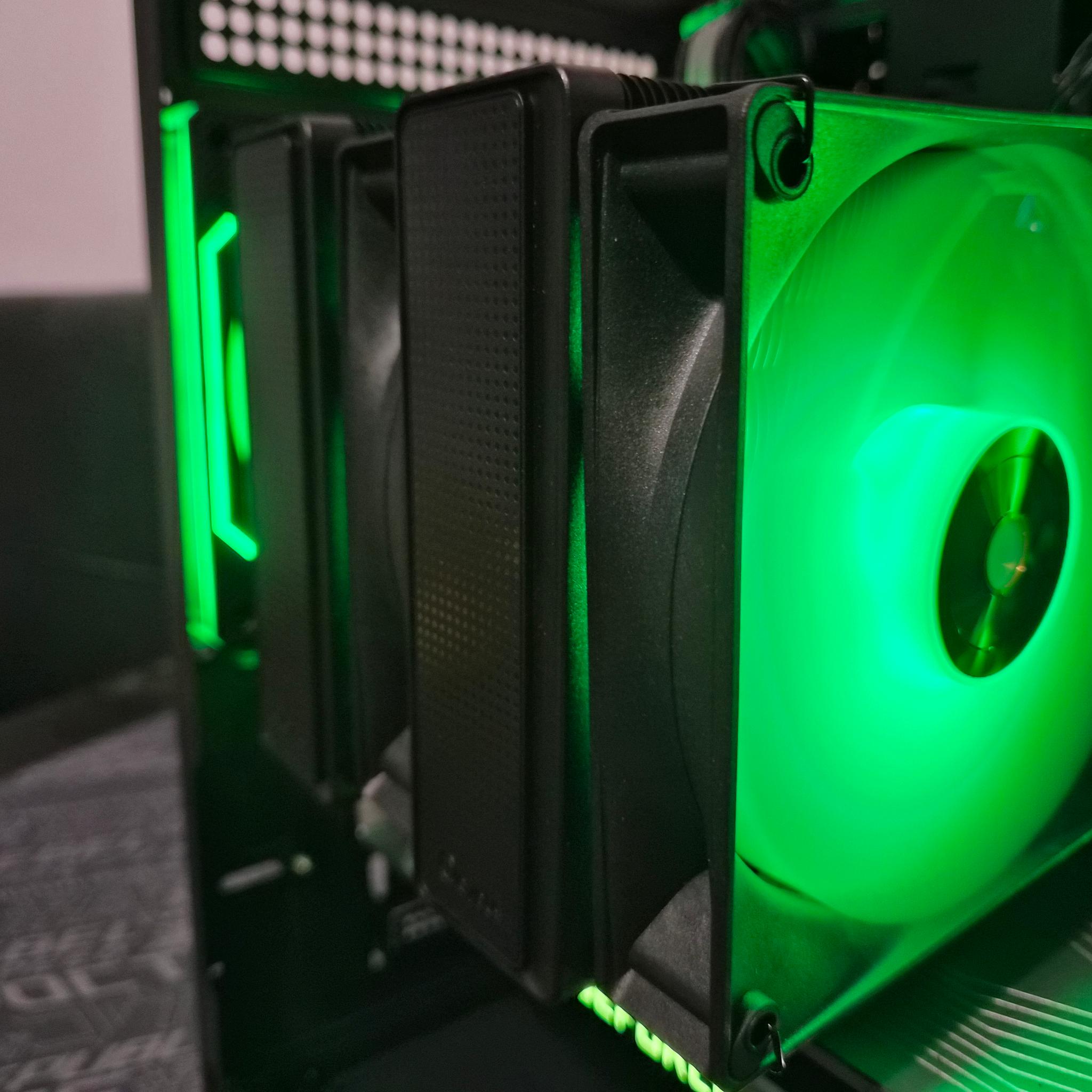 Gaming PC: RTX 2080 FE | Ryzen 5 | 16GB RAM | WiFi | ARGB