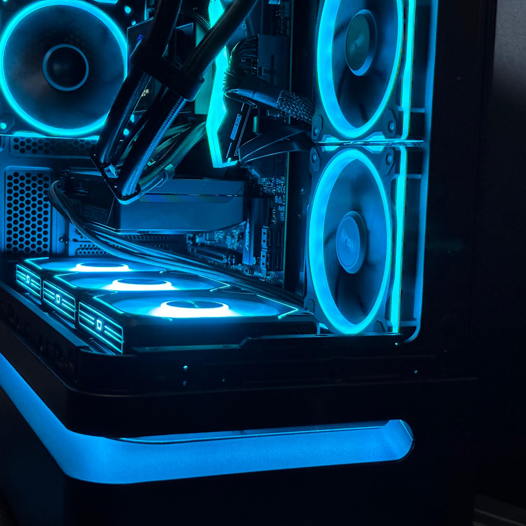 💙TRON PC💙 RTX 5060 | Ryzen 7600X | 16gb DDR5 | 1 TB M.2 SSD
