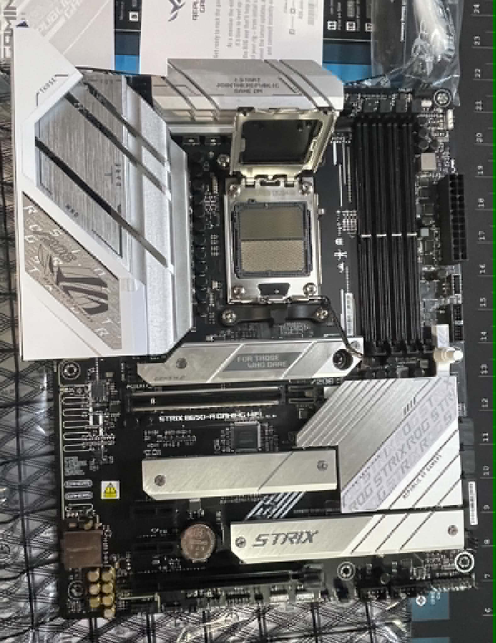 ASUS ROG Strix B650-A Gaming WiFi