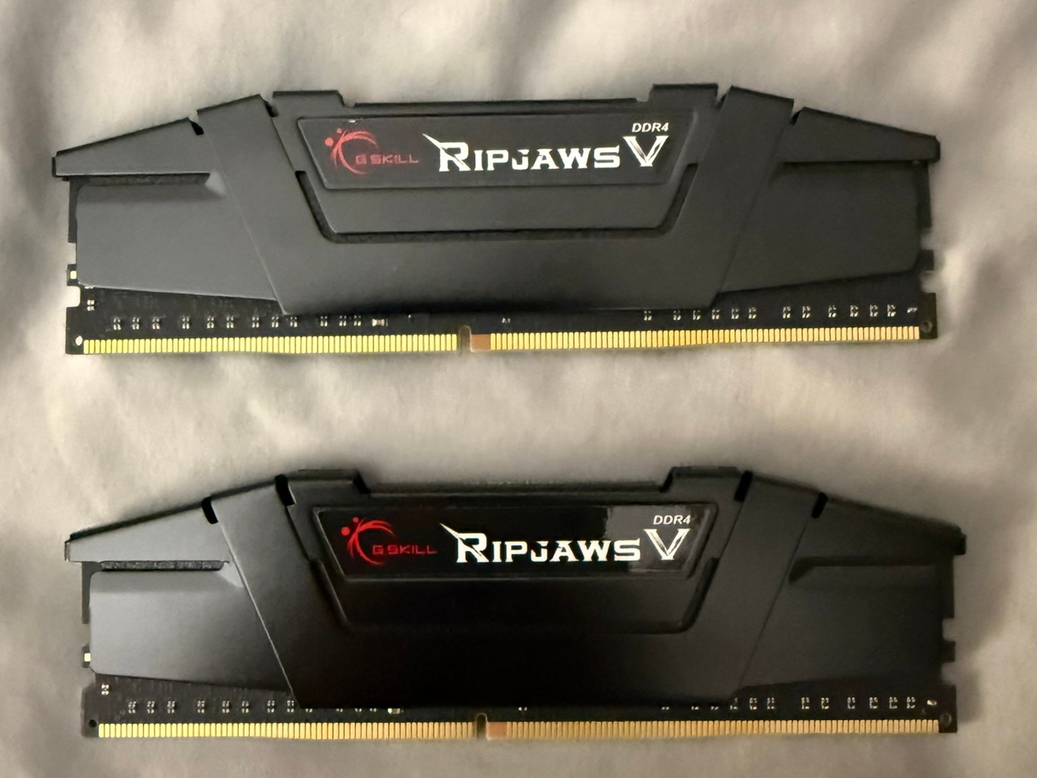 G.SKILL Ripjaws Series 16GB (2 x 8GB) 260-Pin DDR4-3200