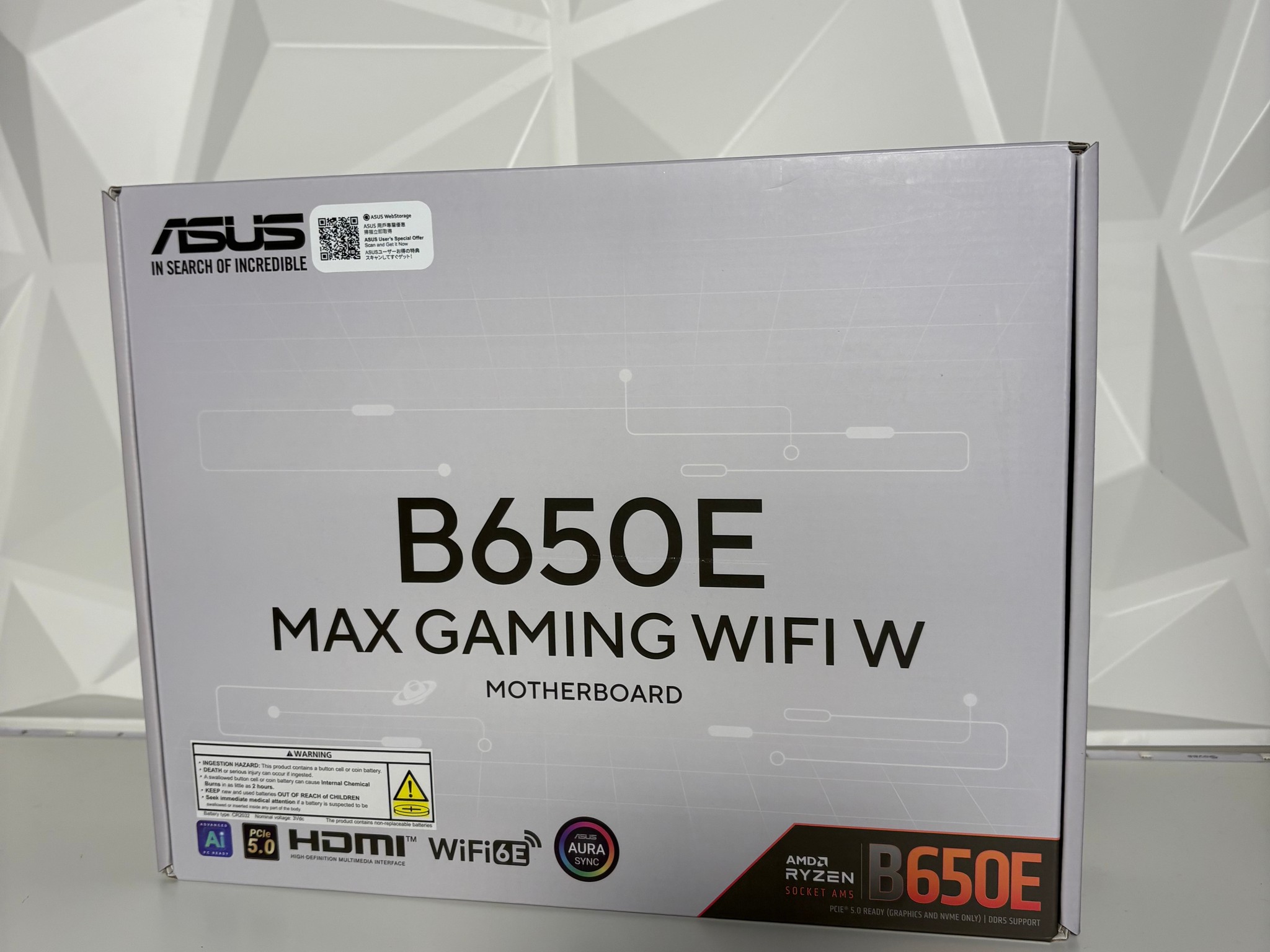 BNIB ASUS B650E Max Gaming Wi-Fi White AM5 Motherboard for Ryzen 7000, 8000 and 9000 Series CPUs