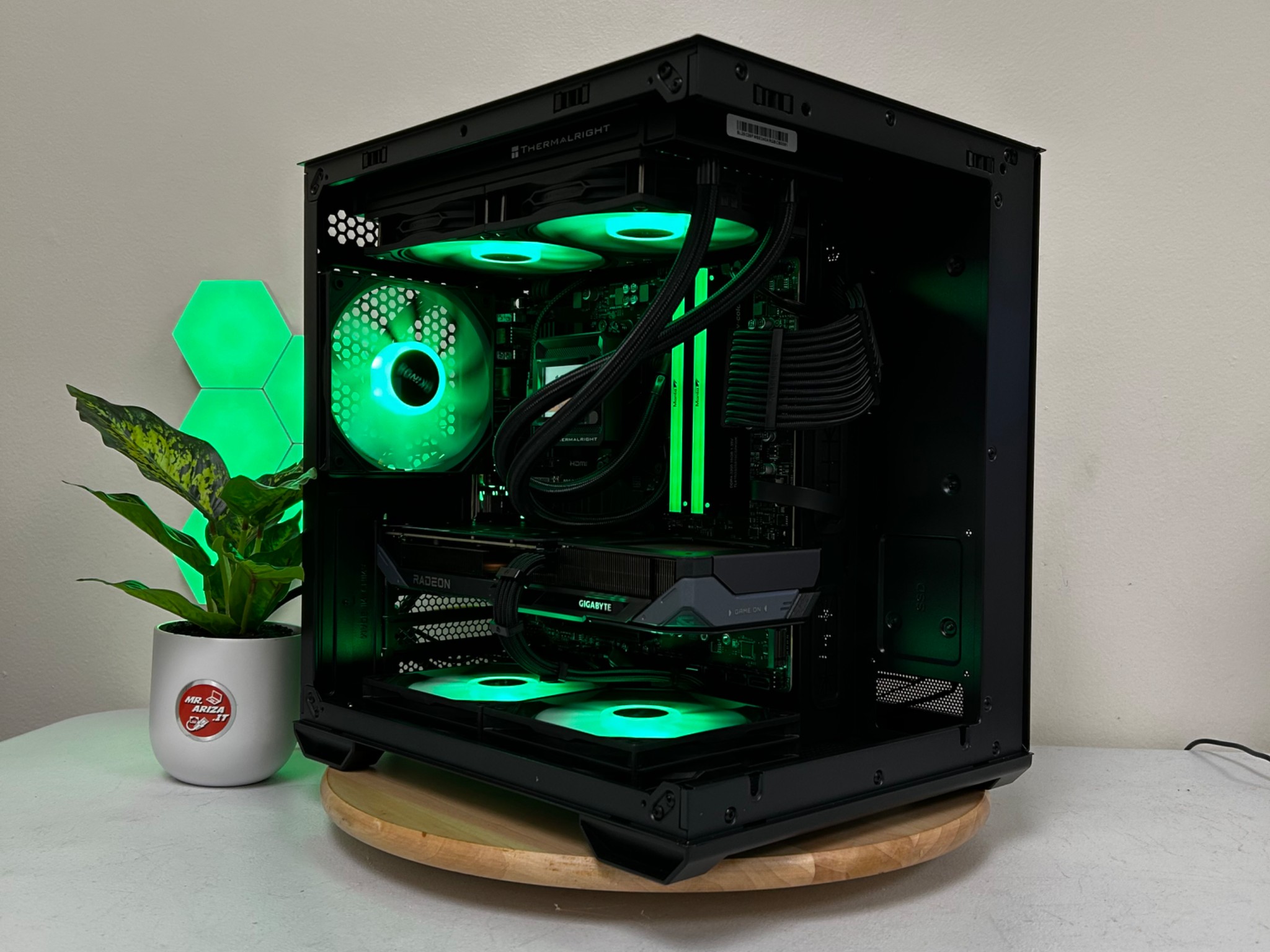 ⚔️ "Nebula Frost” R7 5800XT/32GB/1TB/ RX 9060 XT 16 GB