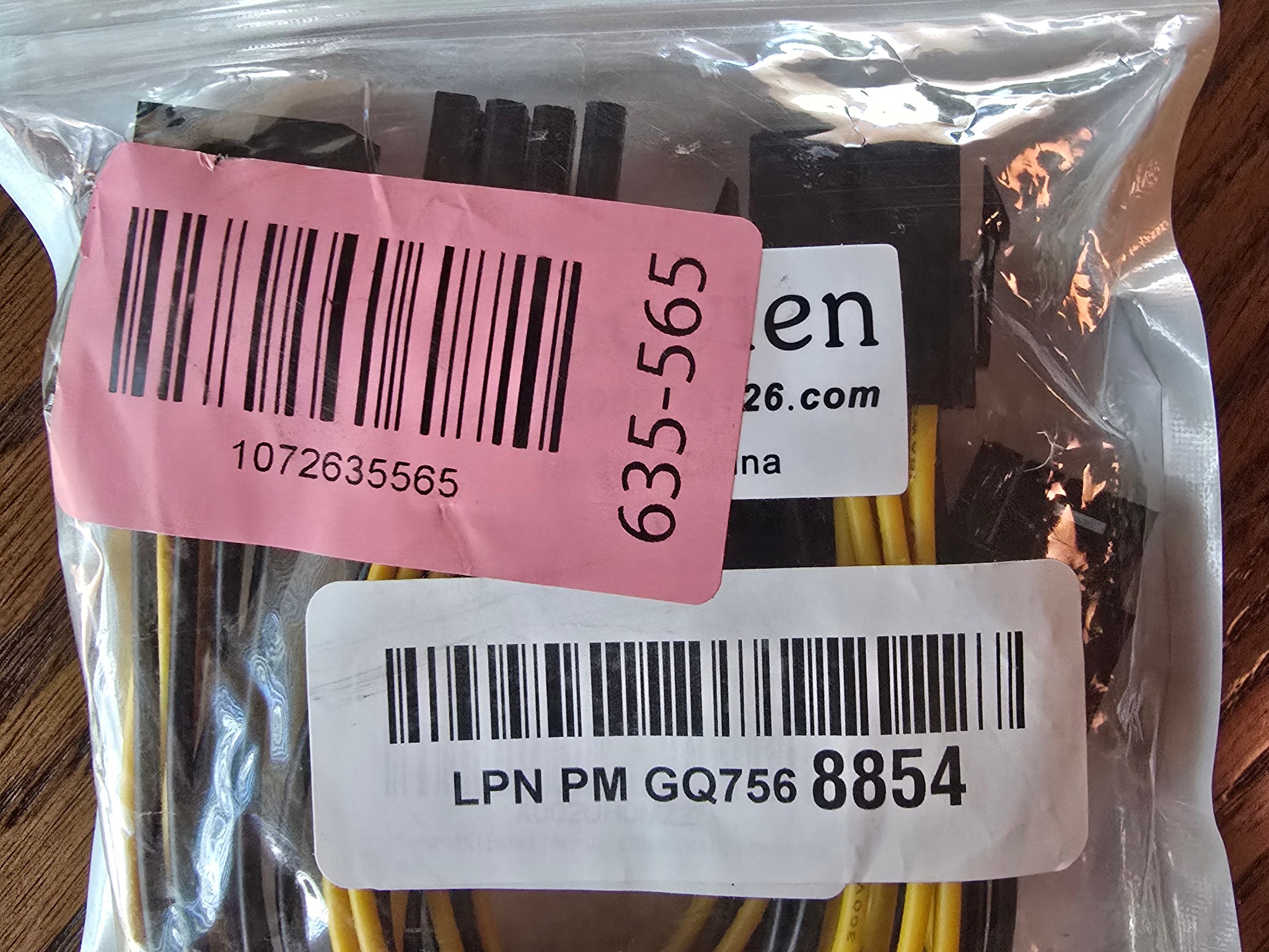 Power Cable 8 Pin Dual PCIe 8 Pin (6+2) Graphics Card PCI Express Power Adapter GPU VGA Y-Splitter