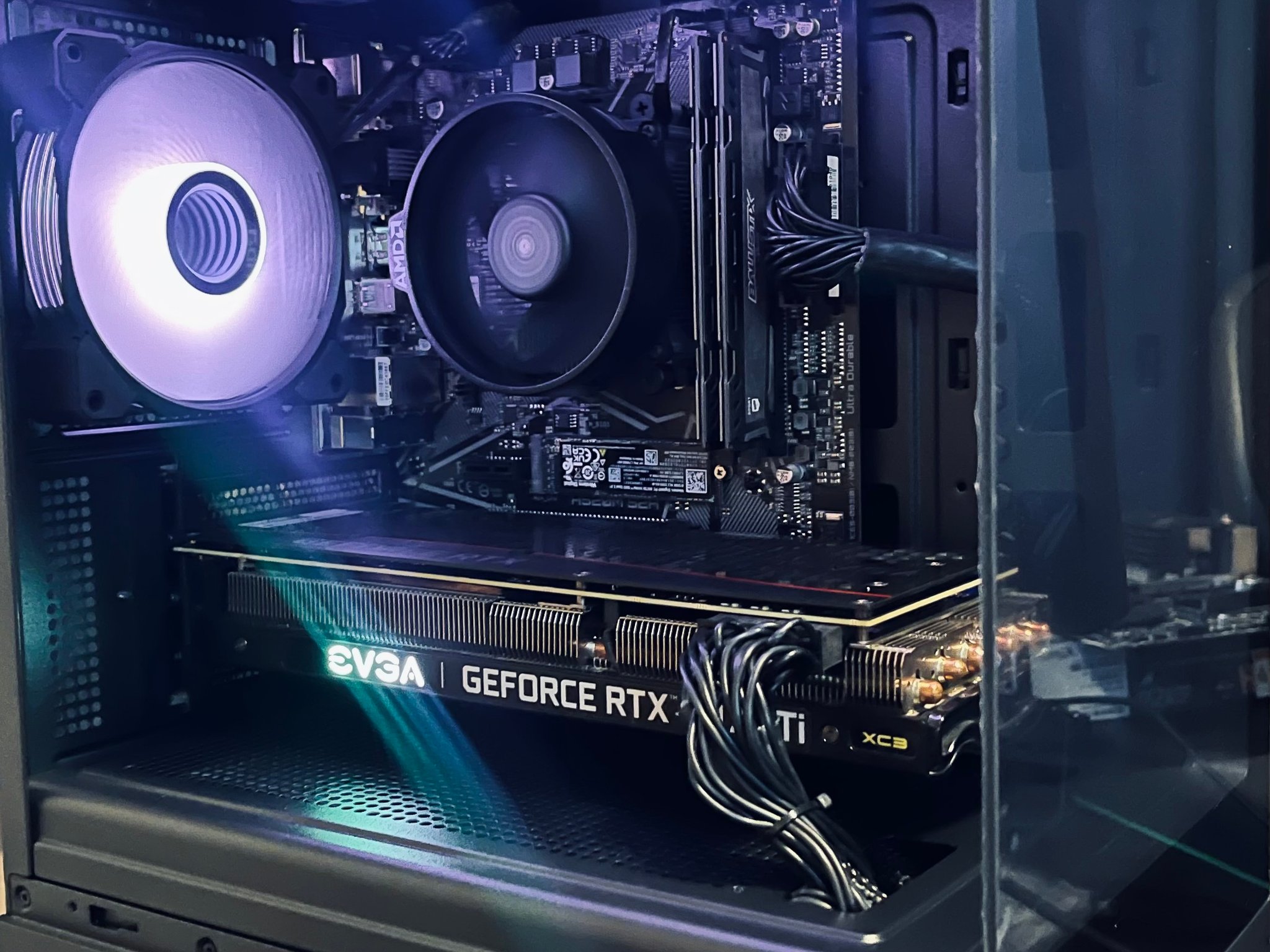 Performance Gaming PC |RTX 3070 TI // Ryzen 3600XT // 1.5TB Storage|