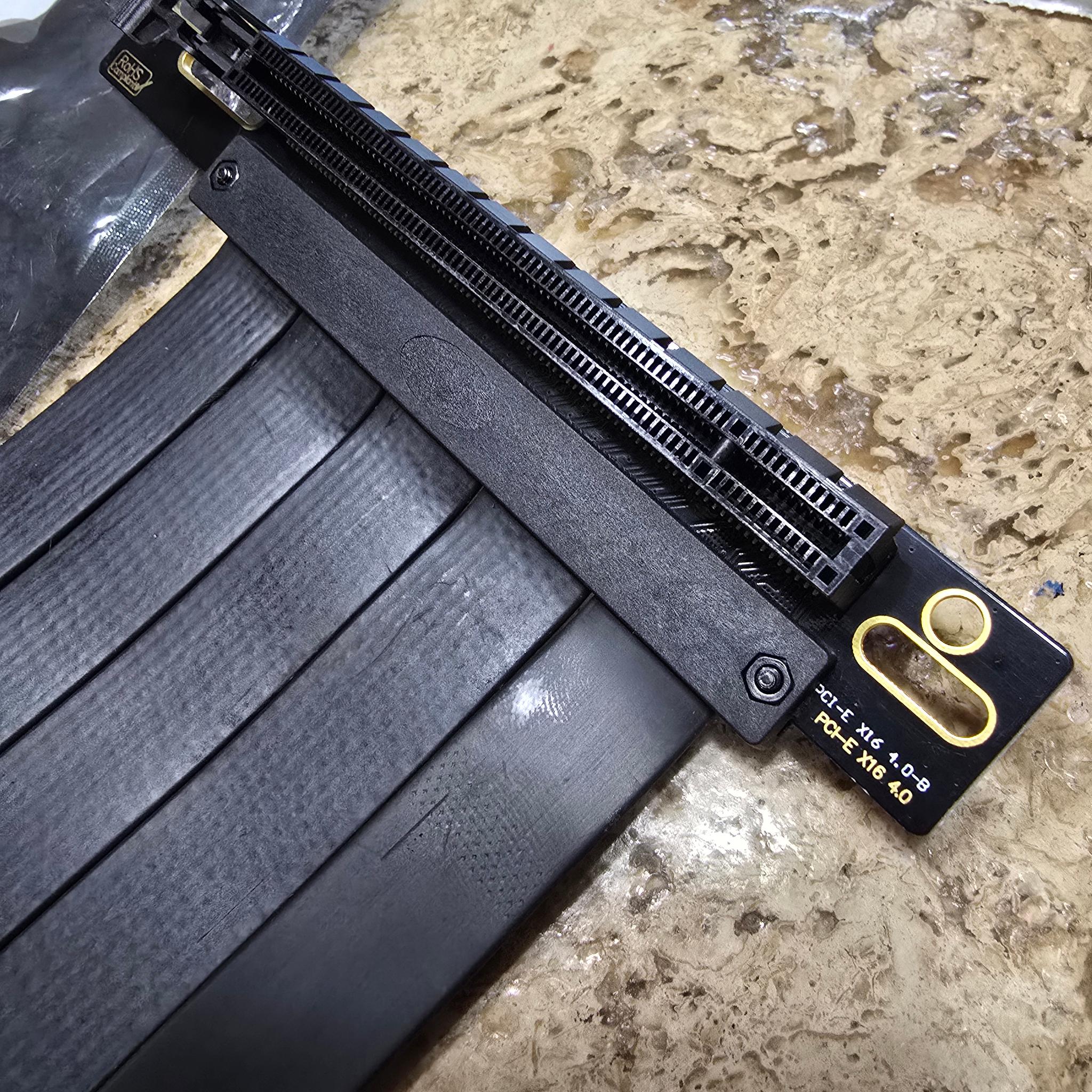 PCIE 4.0 Riser Cable PCIe 4.0 x16 High Speed Flexible Extender Card Extension Port Black 300mm 11.8"