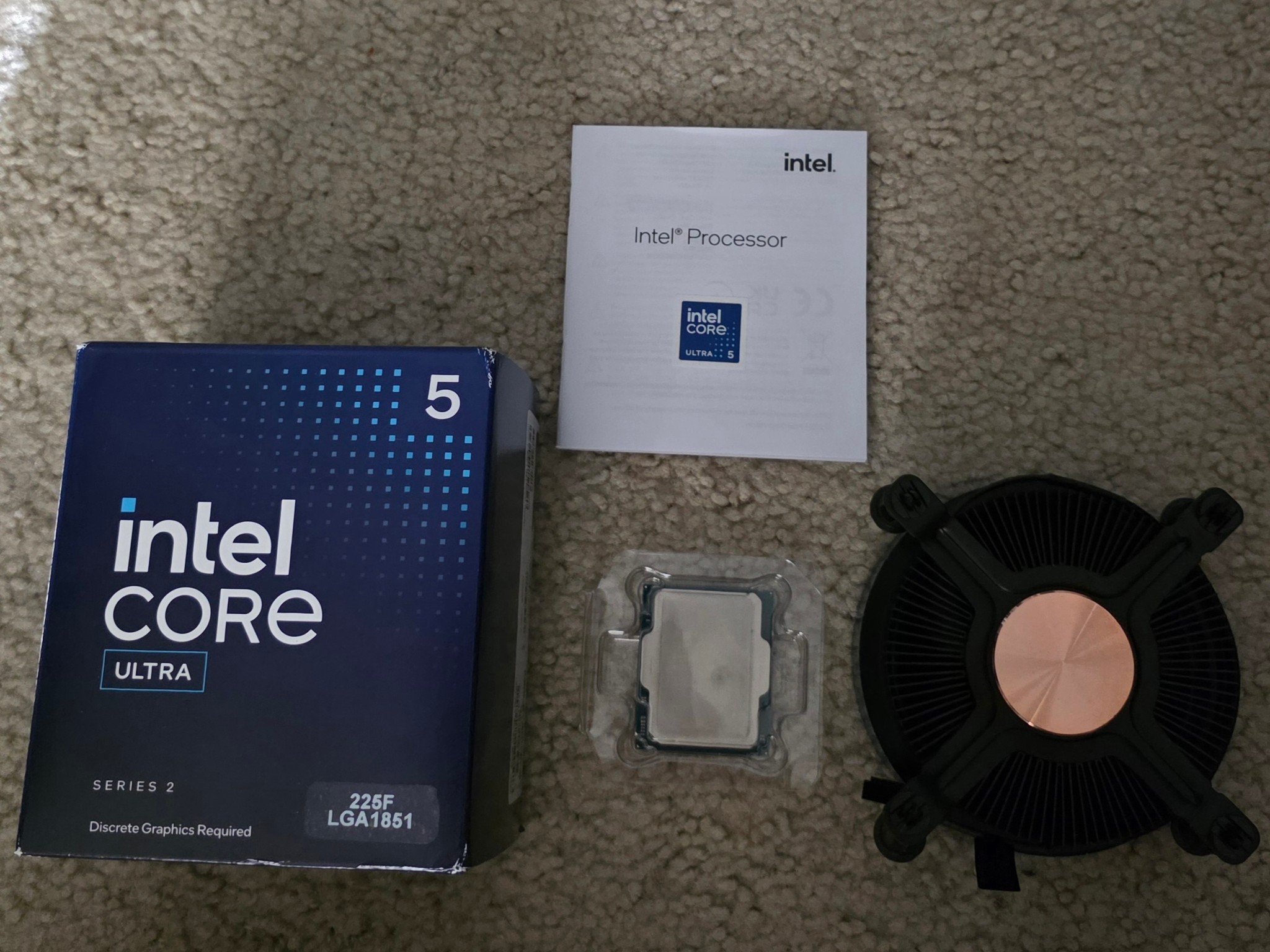 Intel Core Ultra 5 225F 10-Core LGA 1851 Processor Like New With Cooler