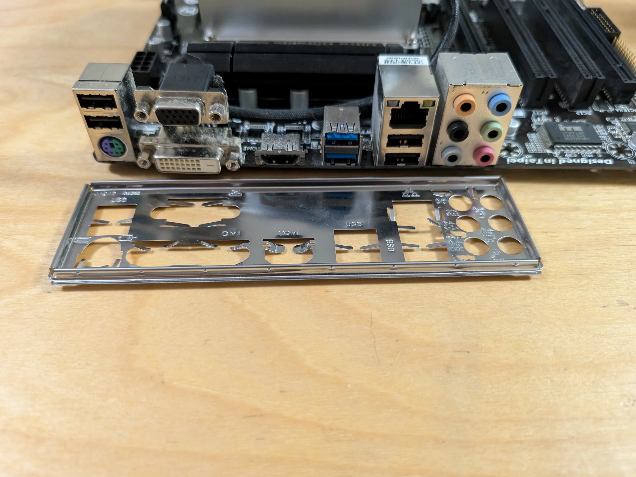 MSI B85M / Intel Core i5 4670 / Arctic cooler combo