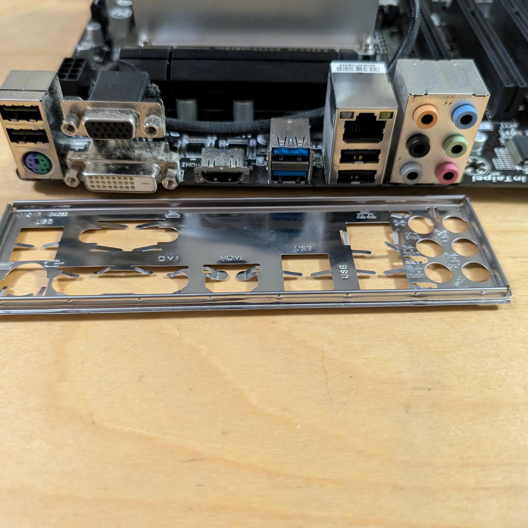 MSI B85M / Intel Core i5 4670 / Arctic cooler combo