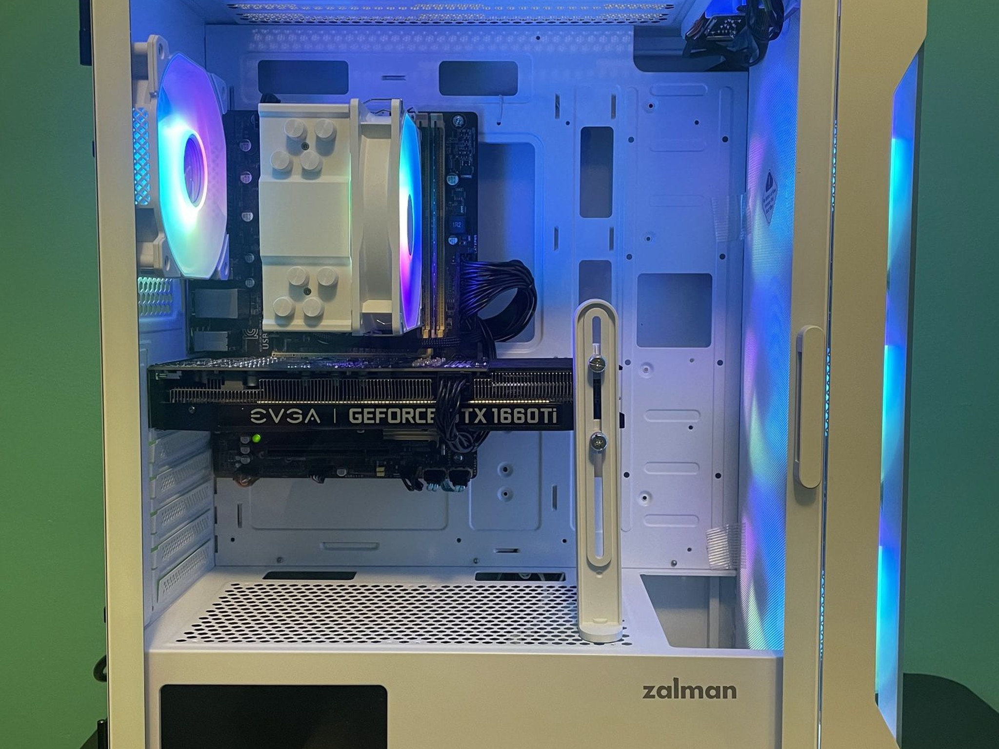Budget Gamer PC  | GTA & Fortnite READY | Intel i7 / RX580 / 8GB / 1.1TB Win 11 Pro + Wi-Fi