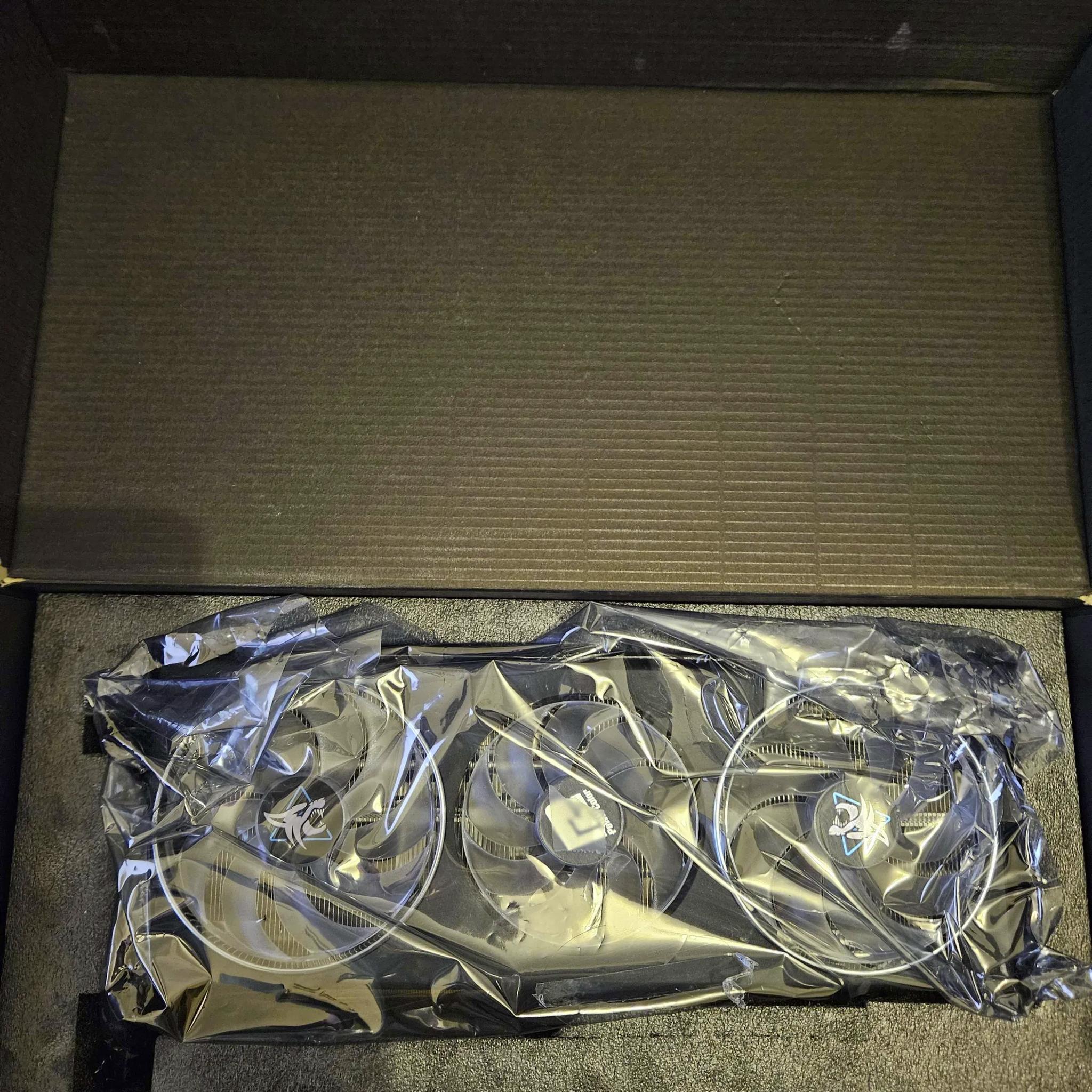Powercolor Radeon RX 7800 XT Hellhound