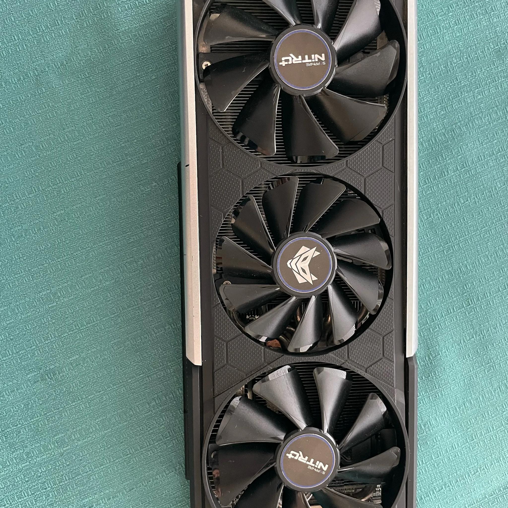 Sapphire NITRO+ RX 5700 XT