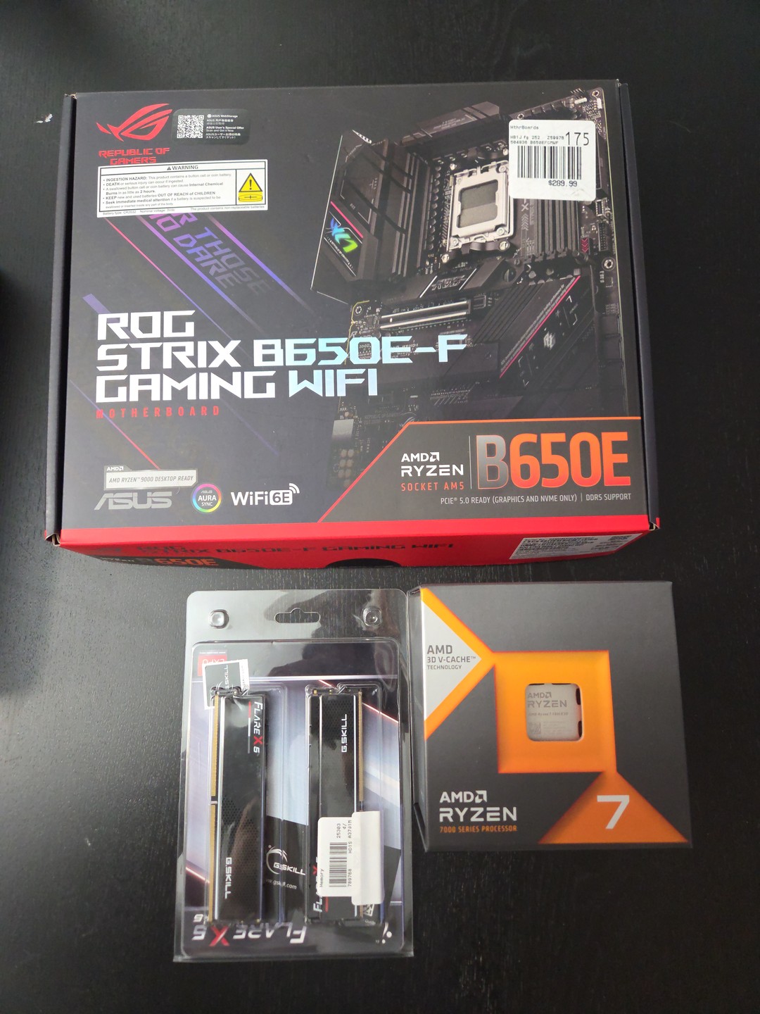 Asus ROG Strix B650e-f , AMD 7800X3D Gskill DDR5 6000 CL28 | Jawa